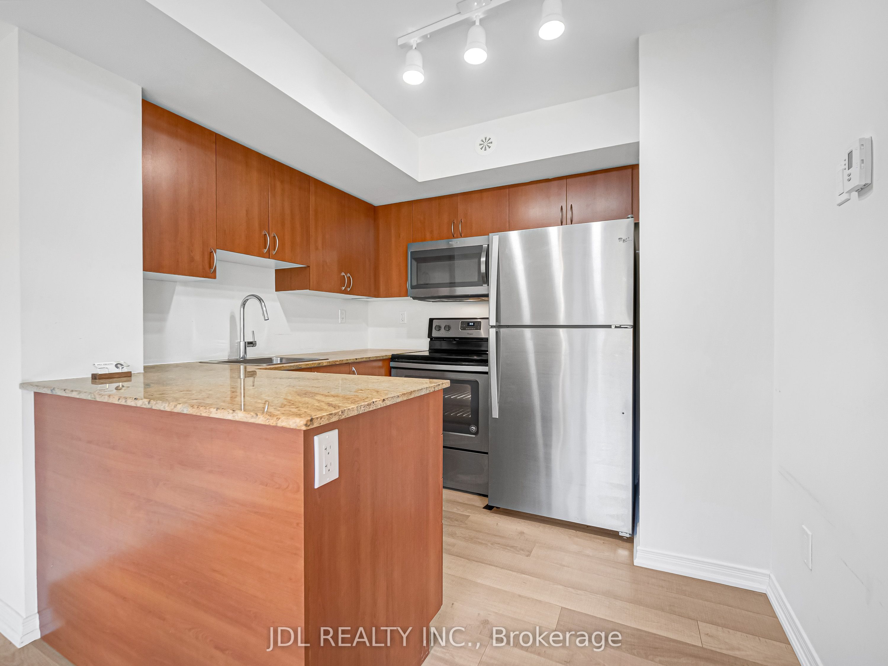 90 Orchid Place Drive 307 Property Photo 13