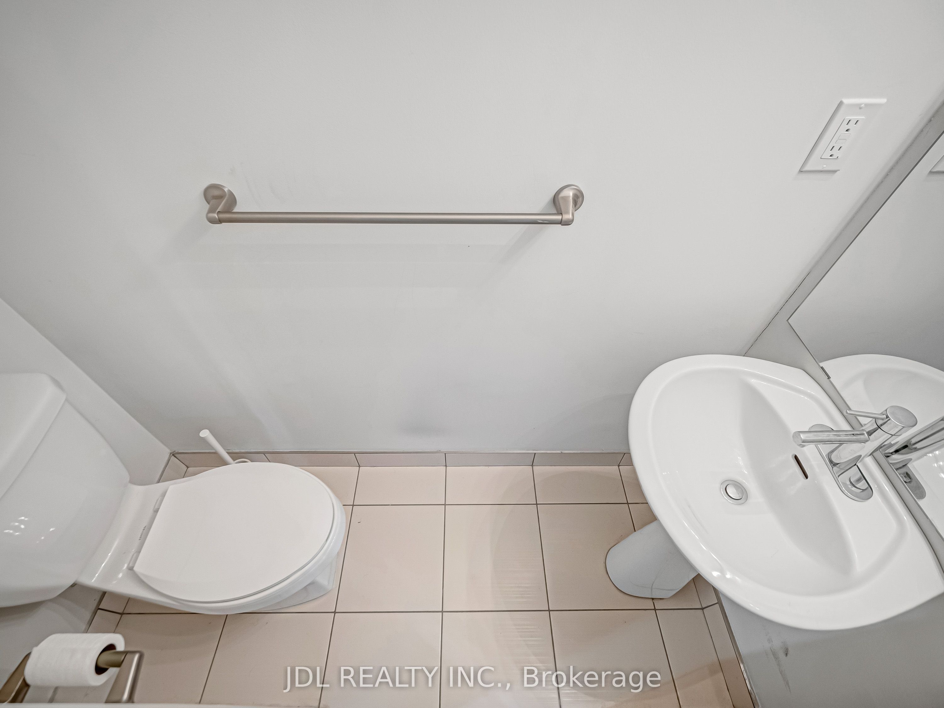 90 Orchid Place Drive 307 Property Photo 19