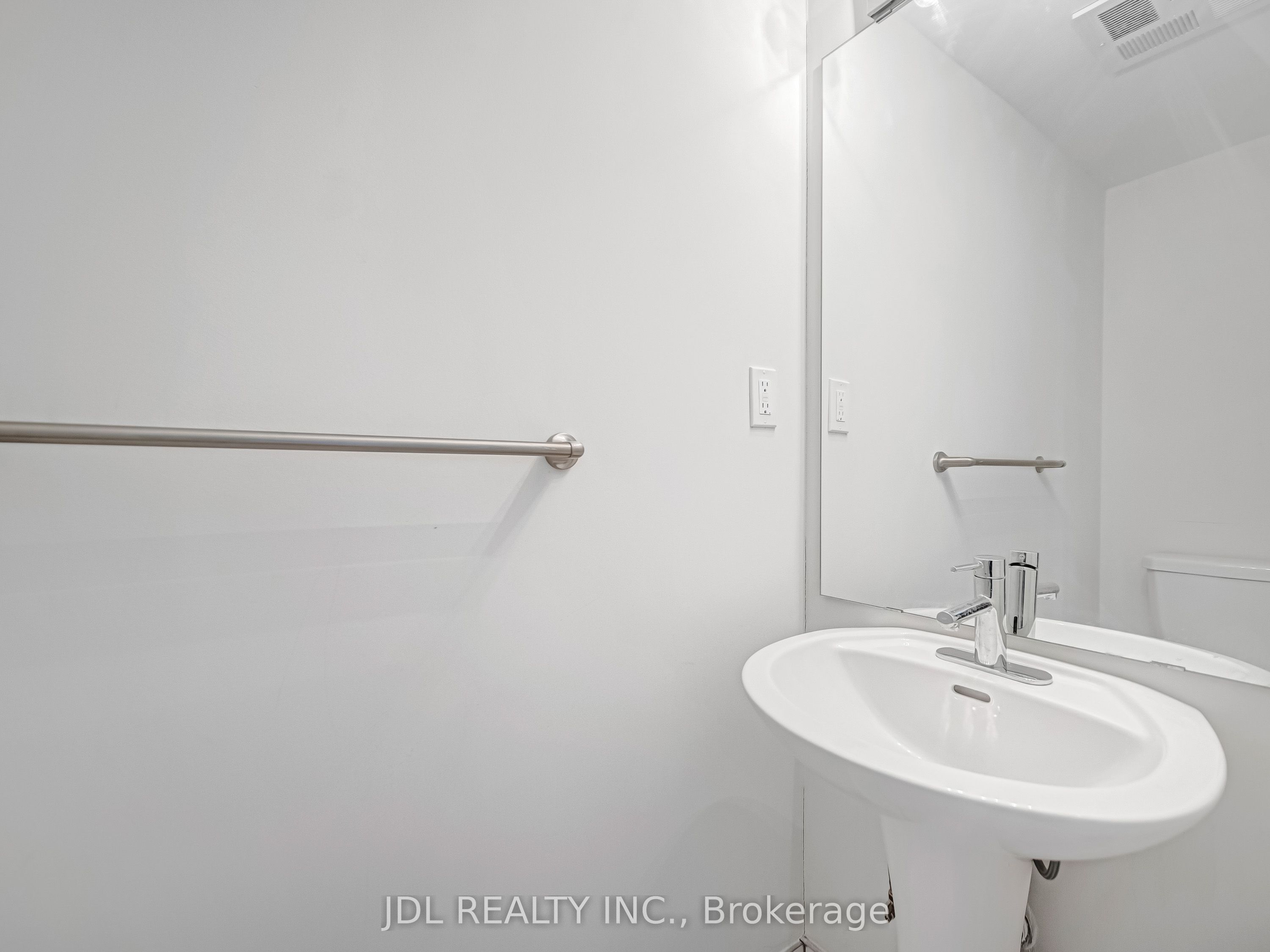 90 Orchid Place Drive 307 Property Photo 20