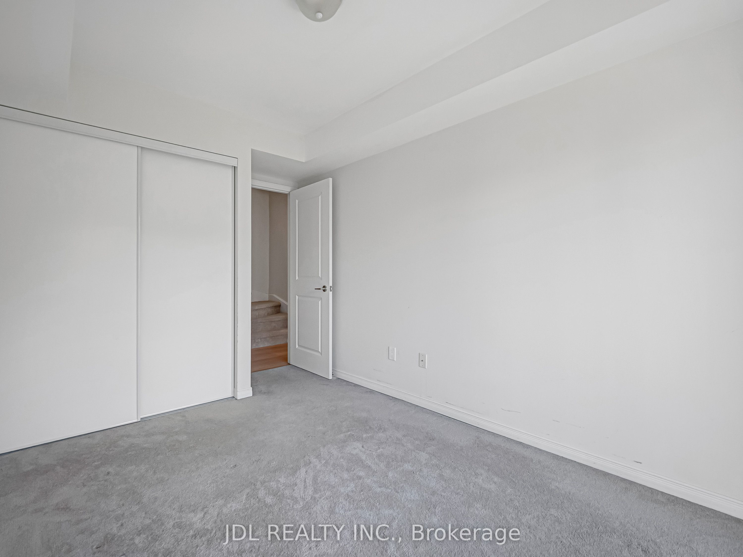 90 Orchid Place Drive 307 Property Photo 23
