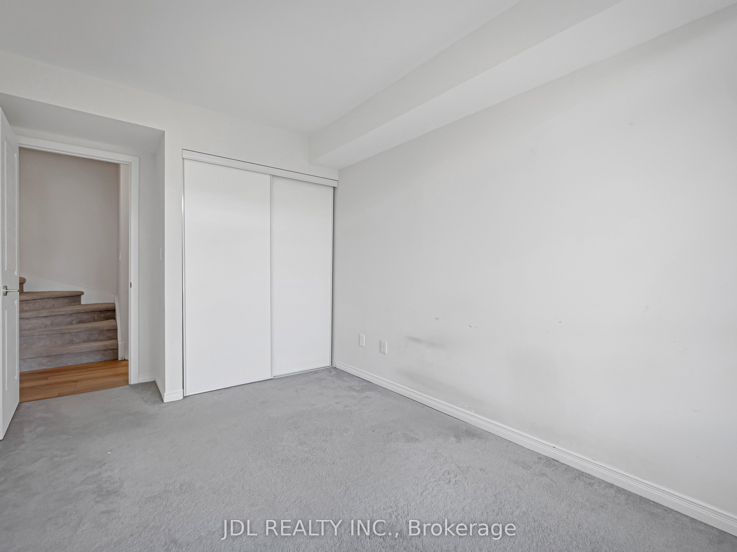 90 Orchid Place Drive 307 Property Photo 30