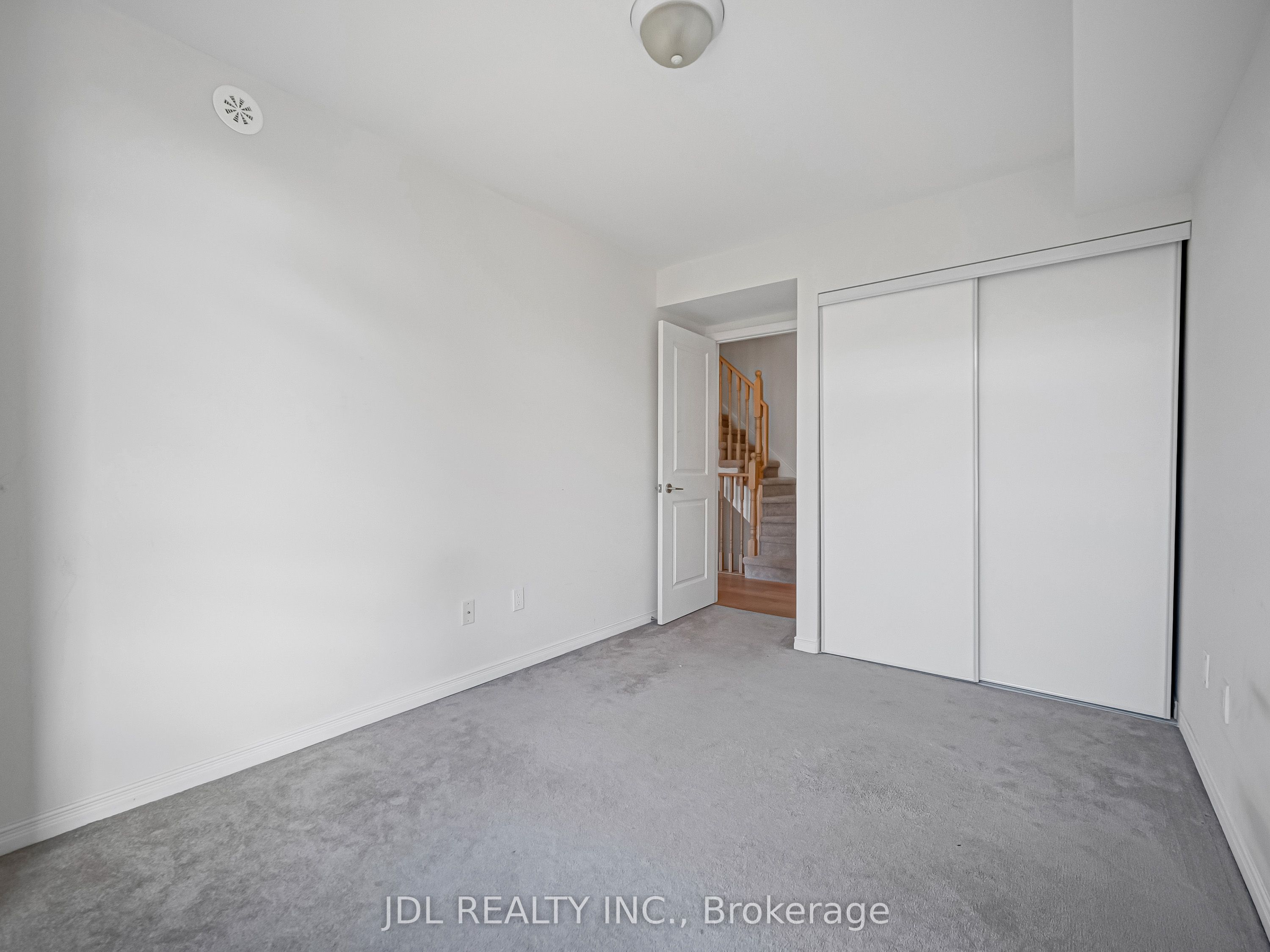 90 Orchid Place Drive 307 Property Photo 31