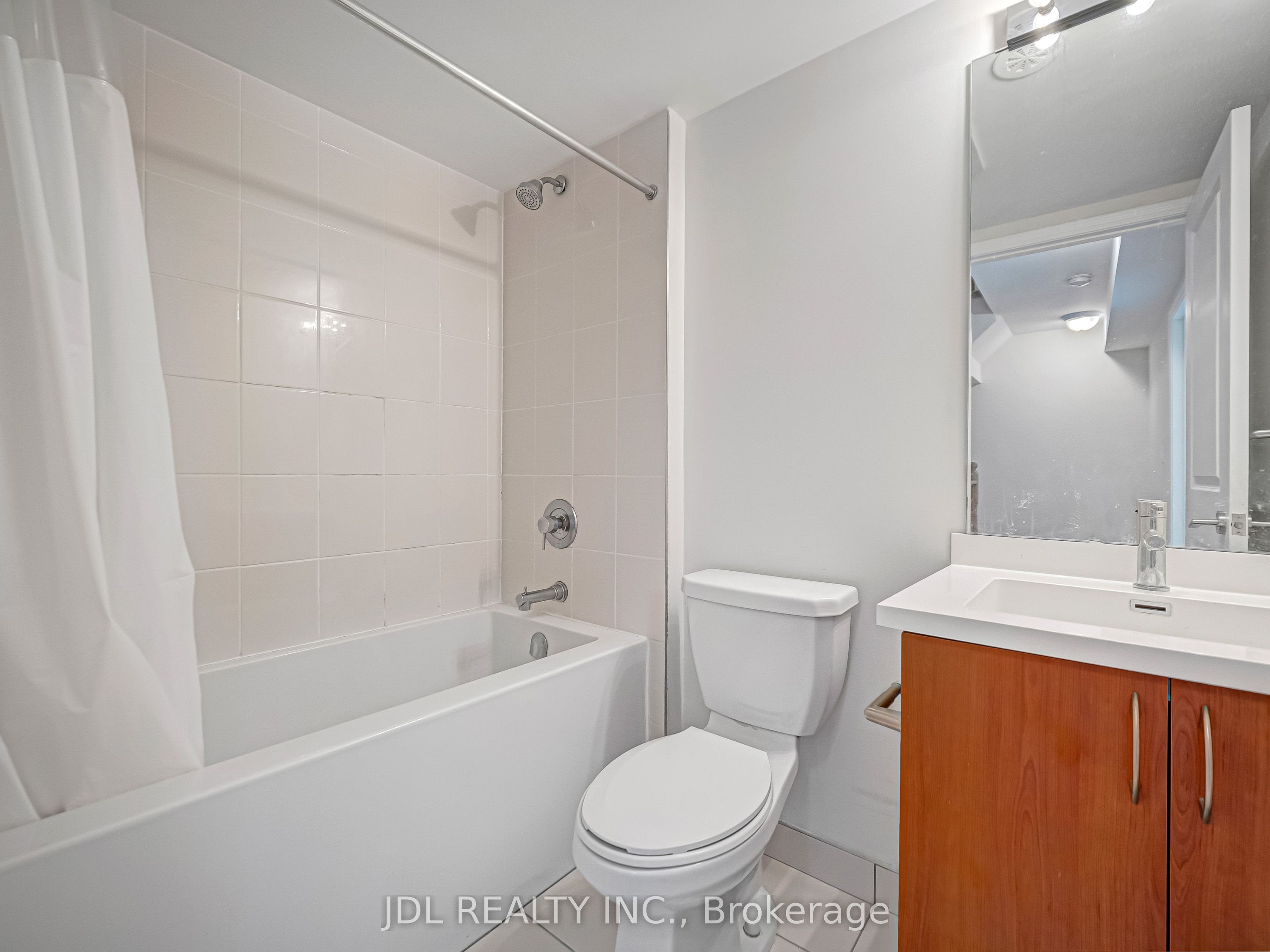 90 Orchid Place Drive 307 Property Photo 33