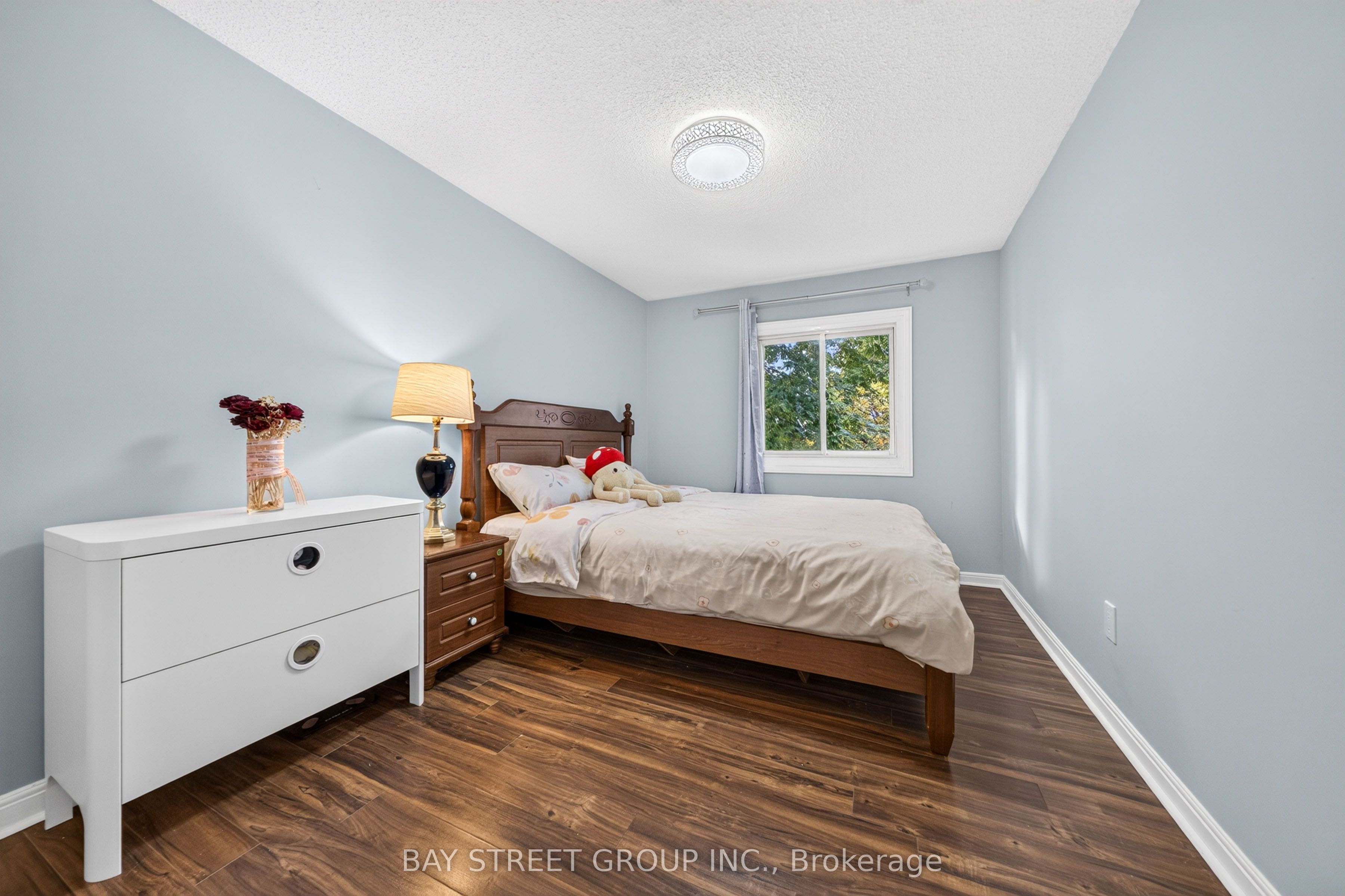 100 Burrows Hall Boulevard 49 Property Photo 21