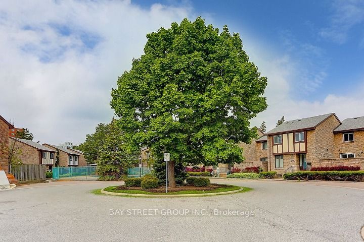 100 Burrows Hall Boulevard 49 Property Photo 45