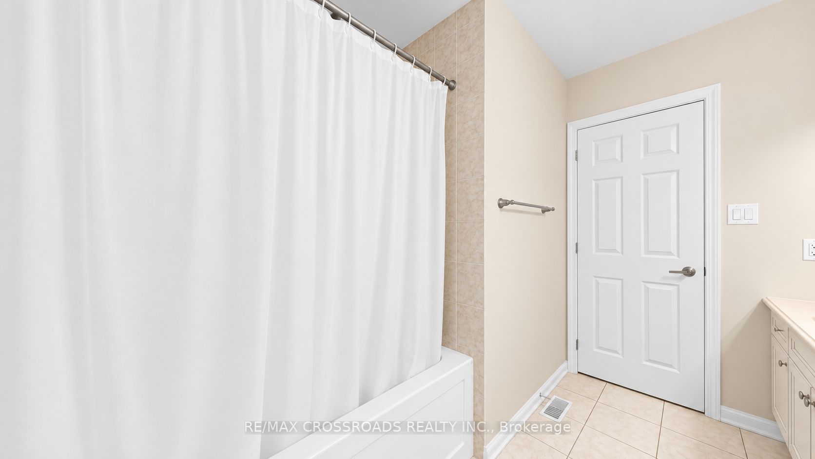 1754 Hayden Lane Property Photo 22