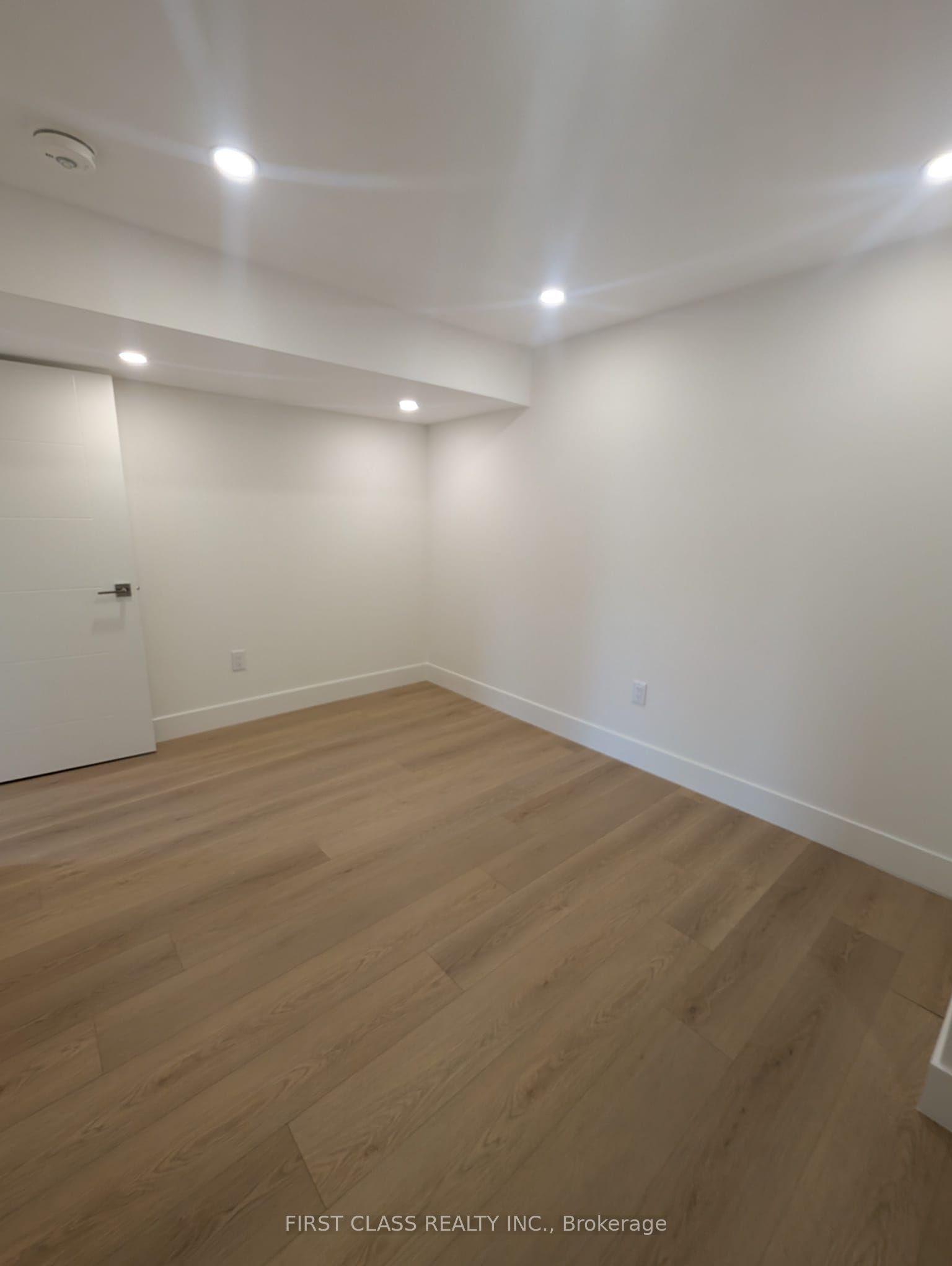 2577 S Bridle Road S Property Photo 21