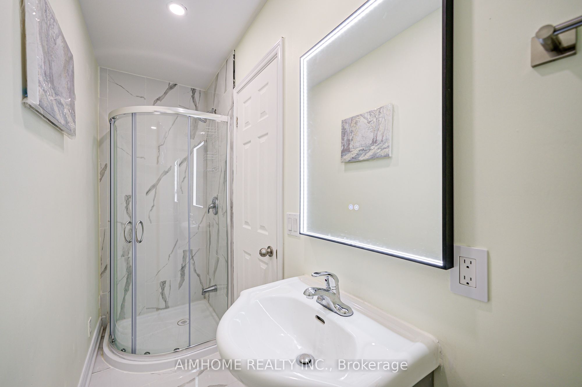 2383 Dobbinton Street Property Photo 35