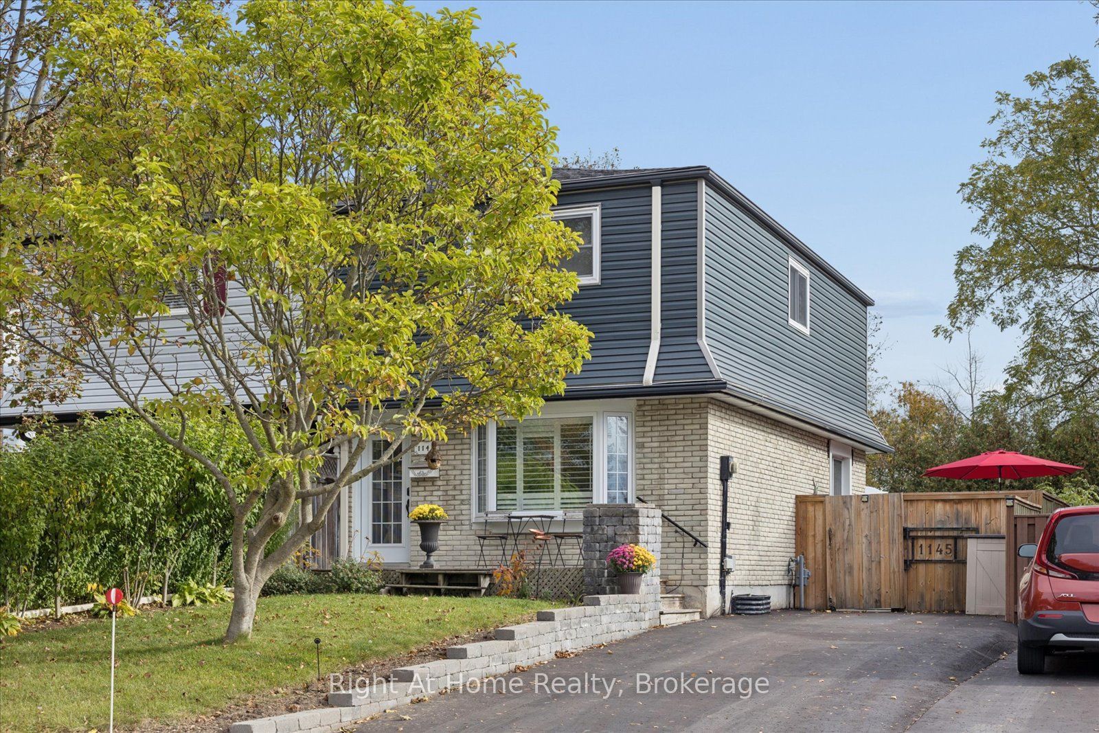 1145 Valley Court Property Photo 1