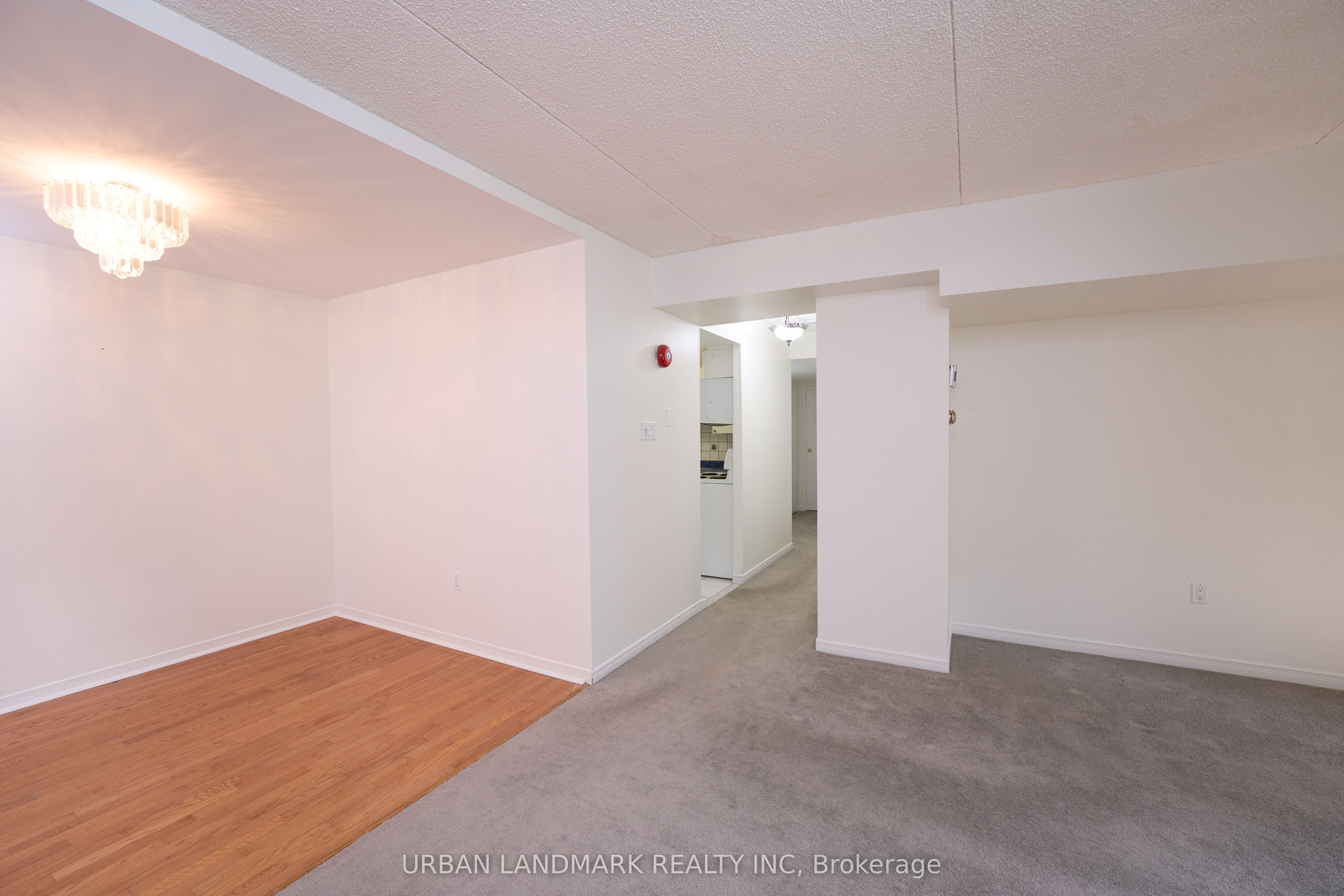 1535 Diefenbaker Court 107 Property Photo 11