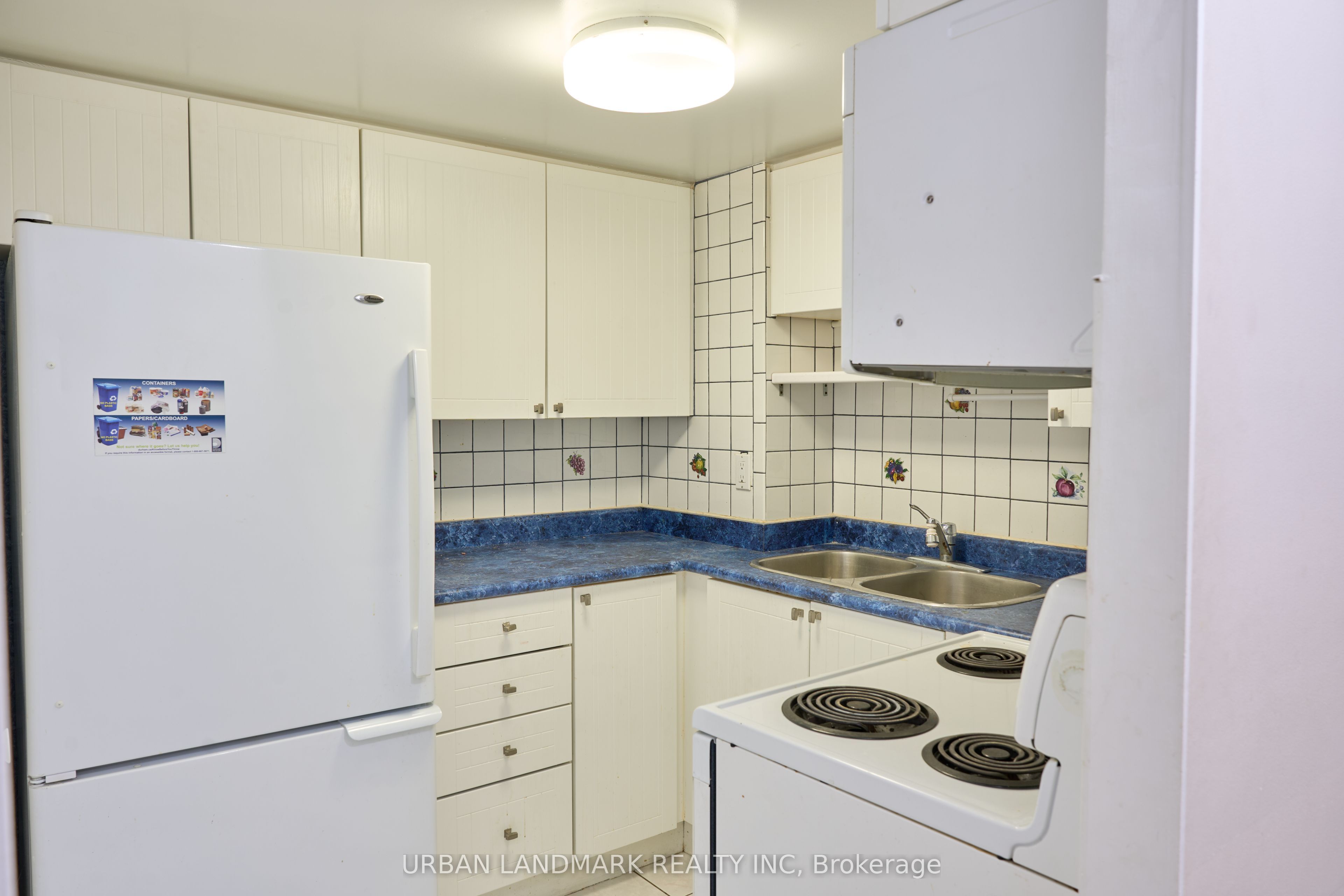 1535 Diefenbaker Court 107 Property Photo 14