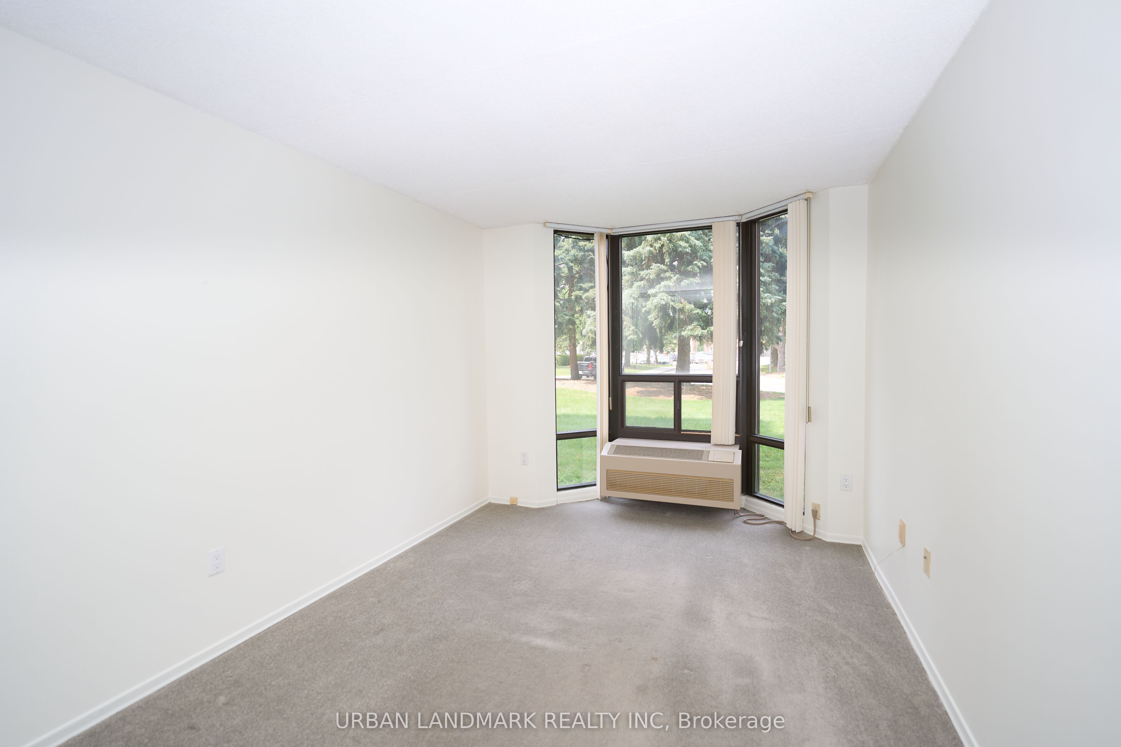 1535 Diefenbaker Court 107 Property Photo 16