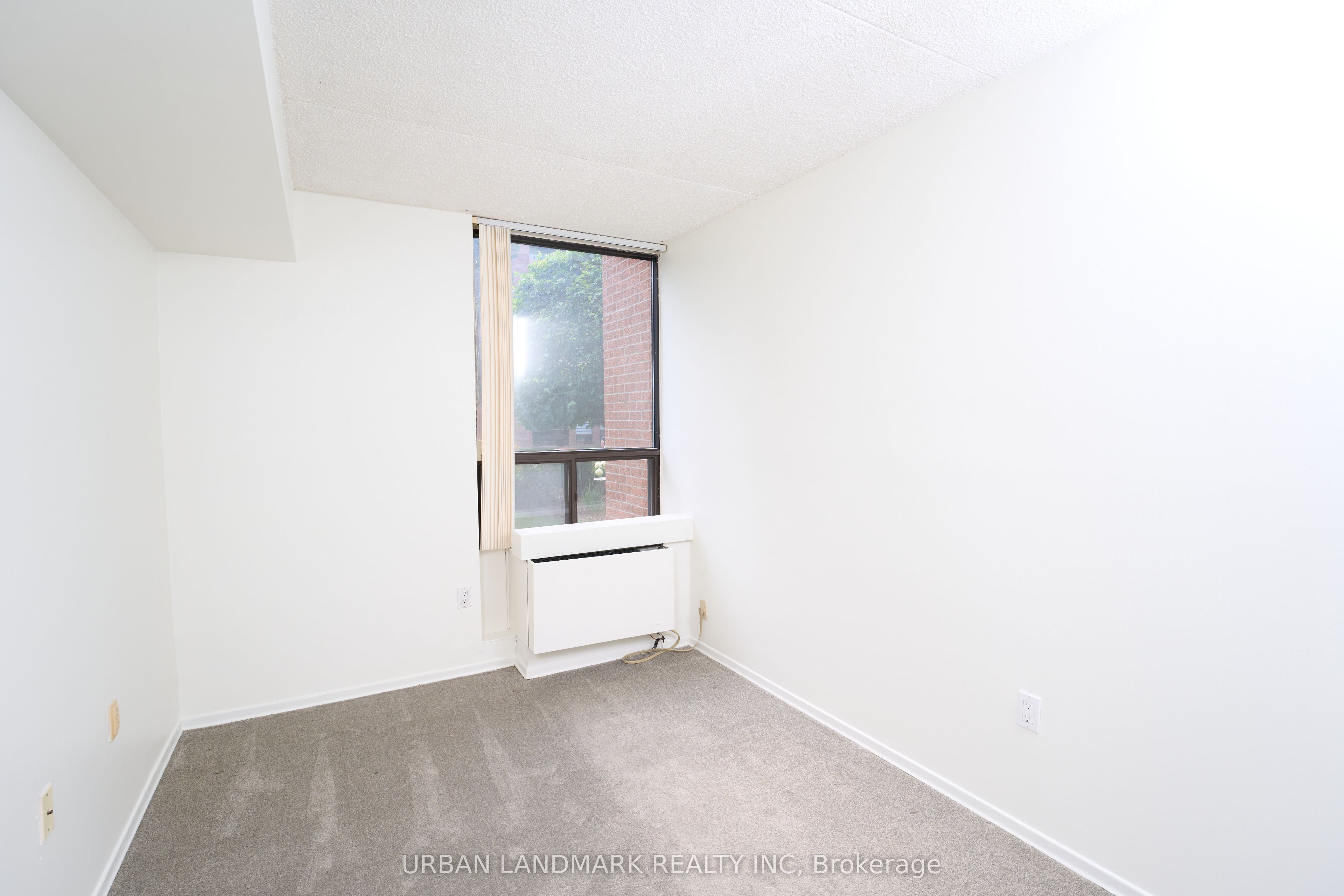 1535 Diefenbaker Court 107 Property Photo 20