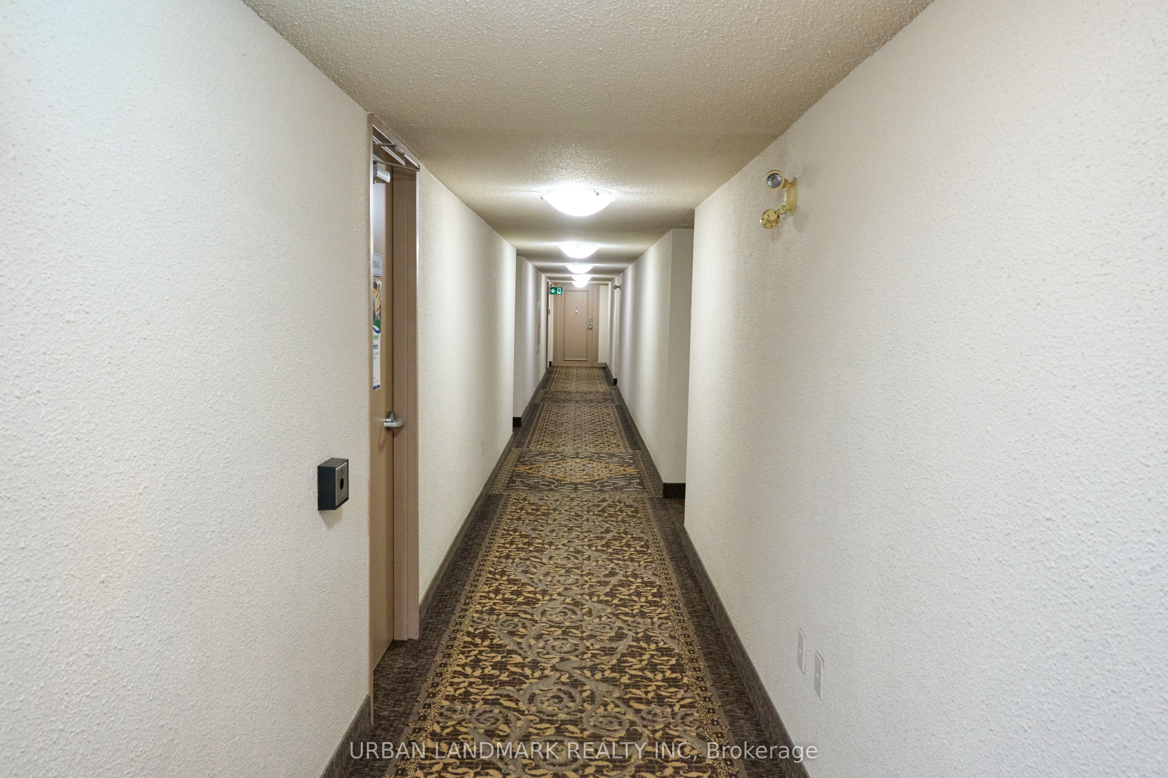 1535 Diefenbaker Court 107 Property Photo 23
