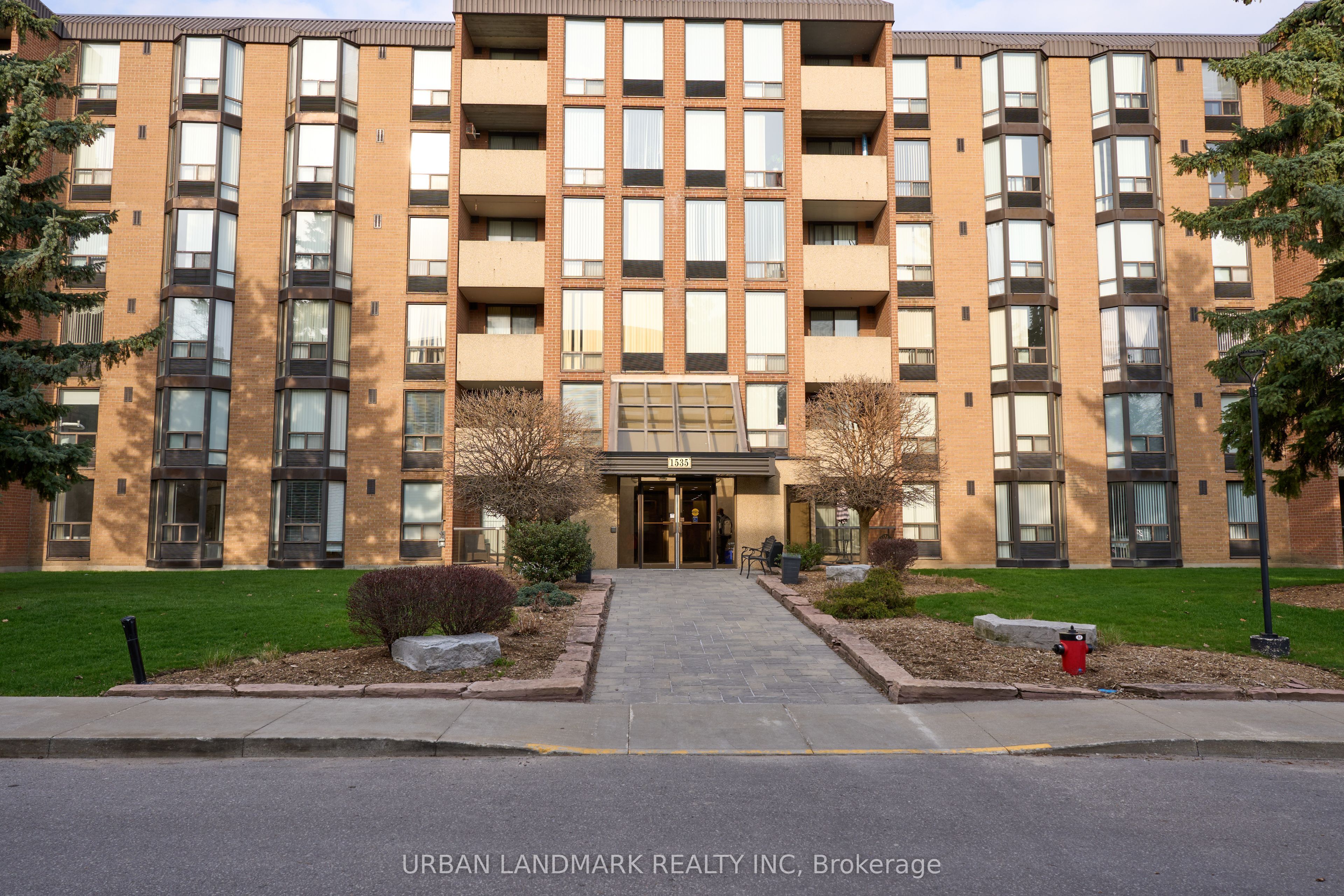 1535 Diefenbaker Court 107 Property Photo 29
