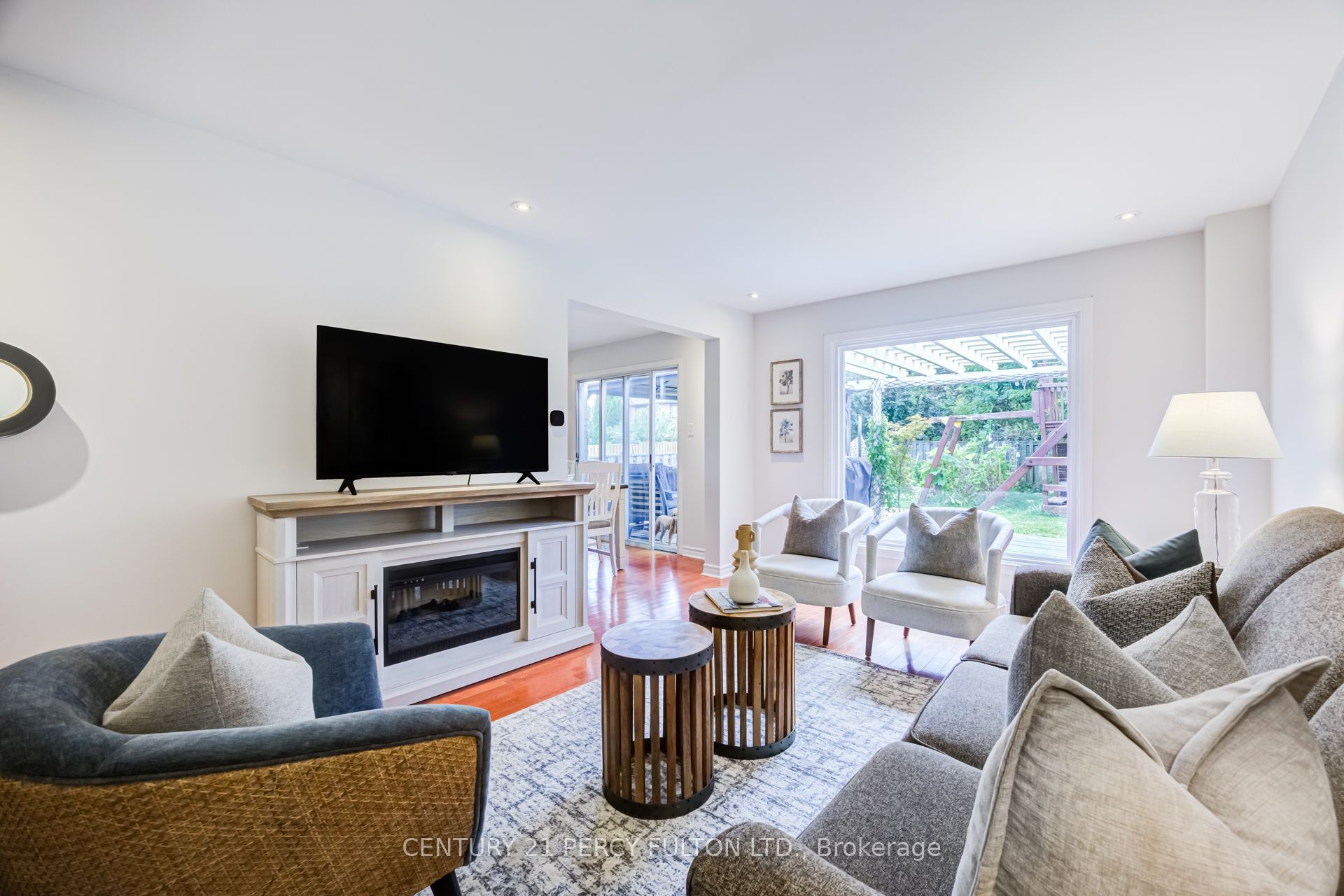 608 Beckworth Square Property Photo 3
