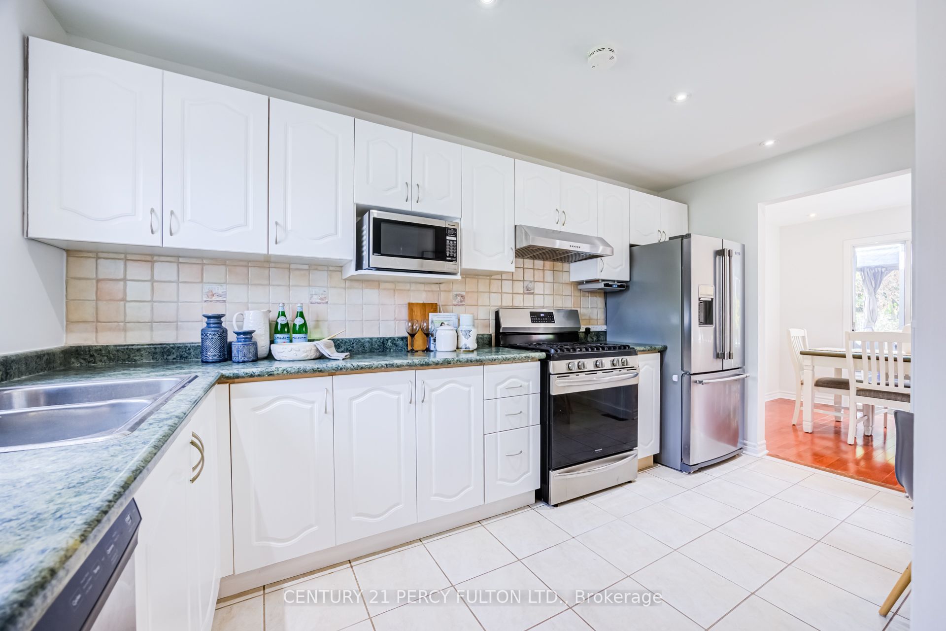 608 Beckworth Square Property Photo 11