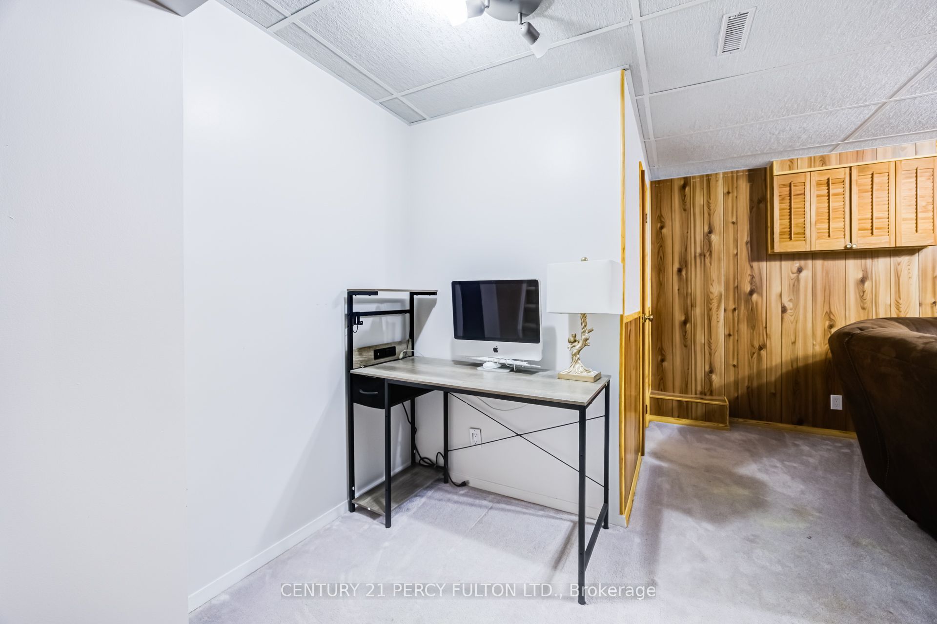 608 Beckworth Square Property Photo 34