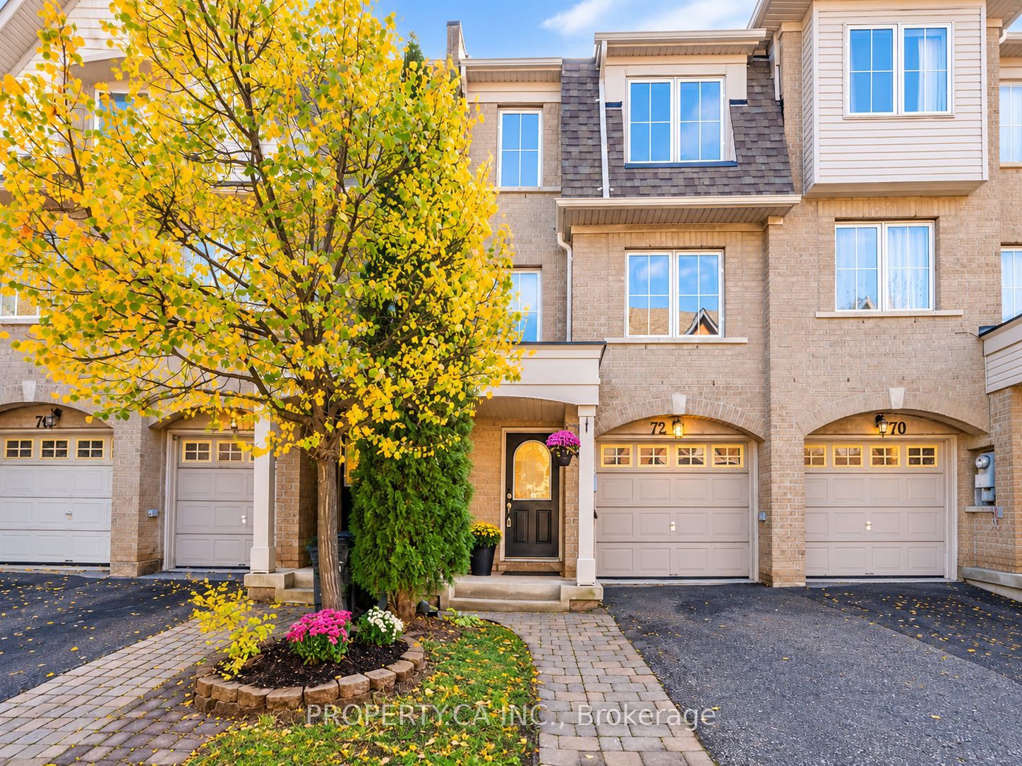 72 Jenkinson Way Property Photo 1