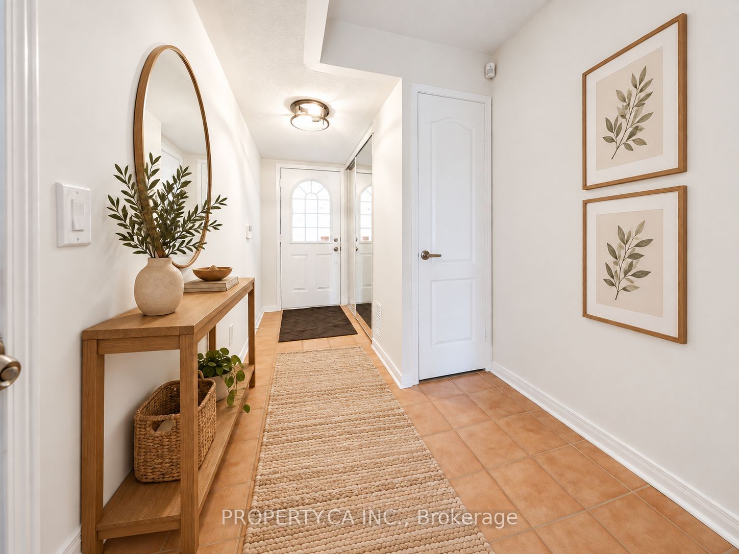 72 Jenkinson Way Property Photo 3