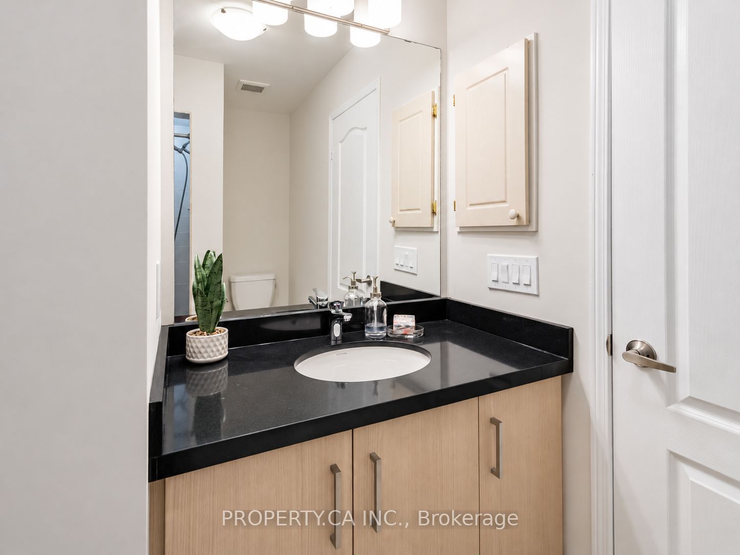 72 Jenkinson Way Property Photo 15