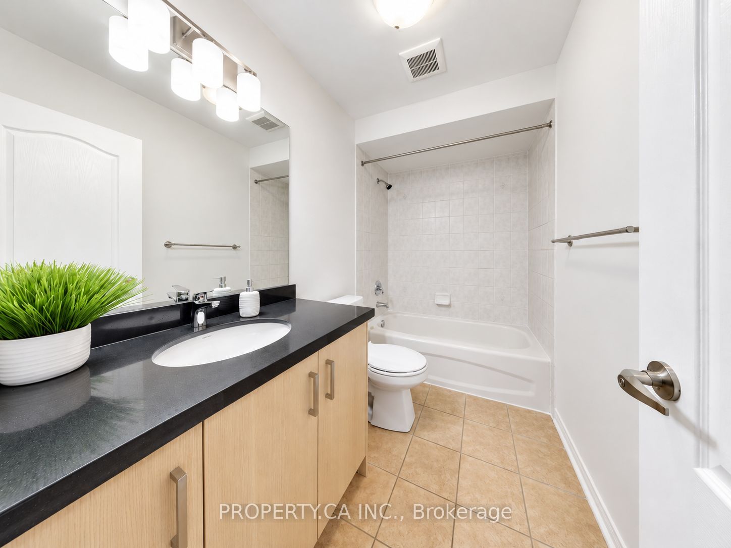 72 Jenkinson Way Property Photo 19