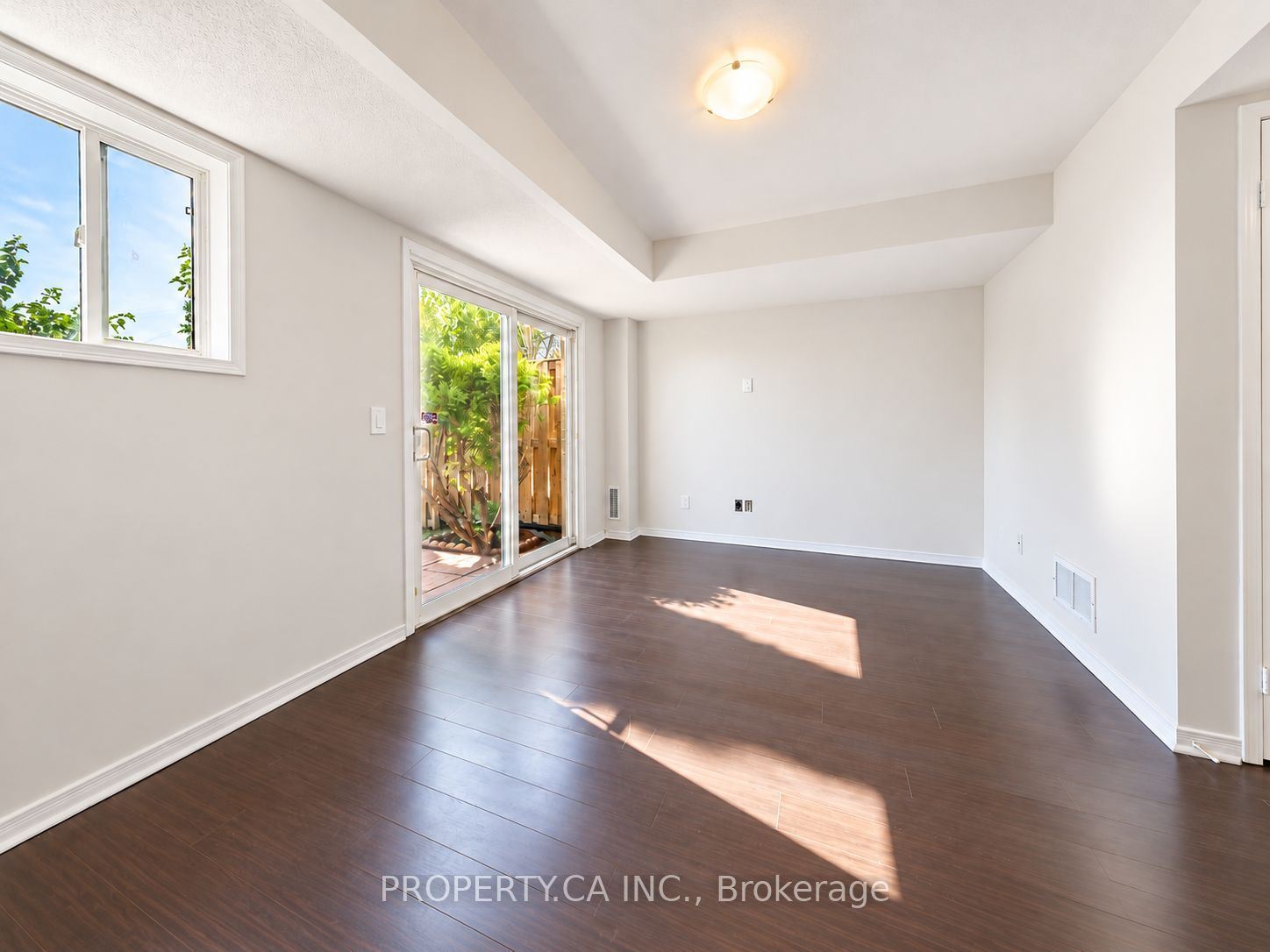 72 Jenkinson Way Property Photo 28