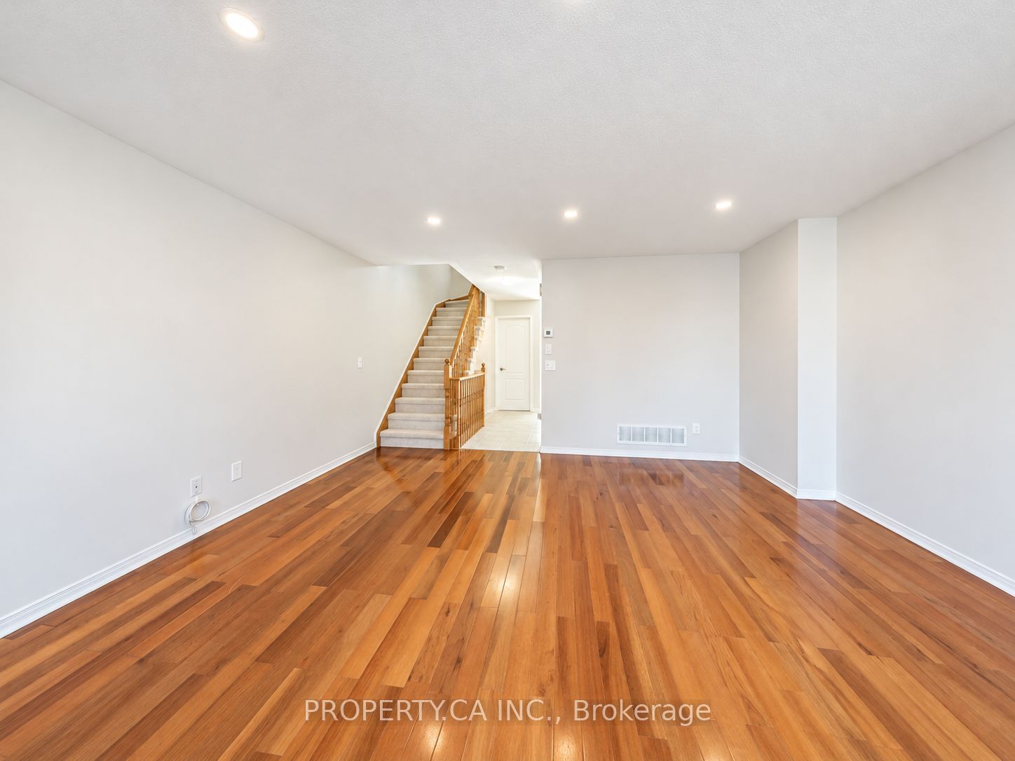 72 Jenkinson Way Property Photo 36