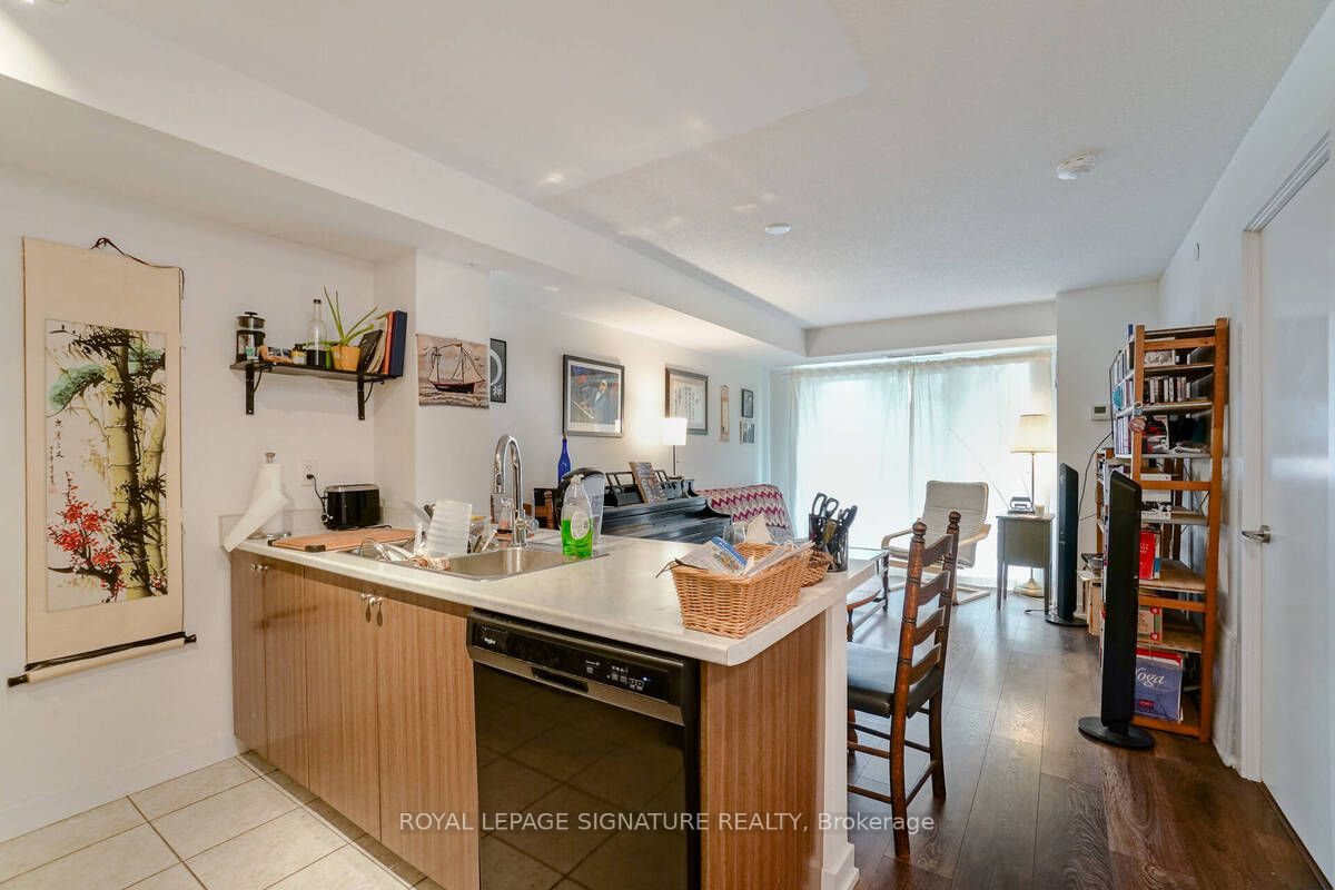 8 Trent Avenue 321 Property Photo 13