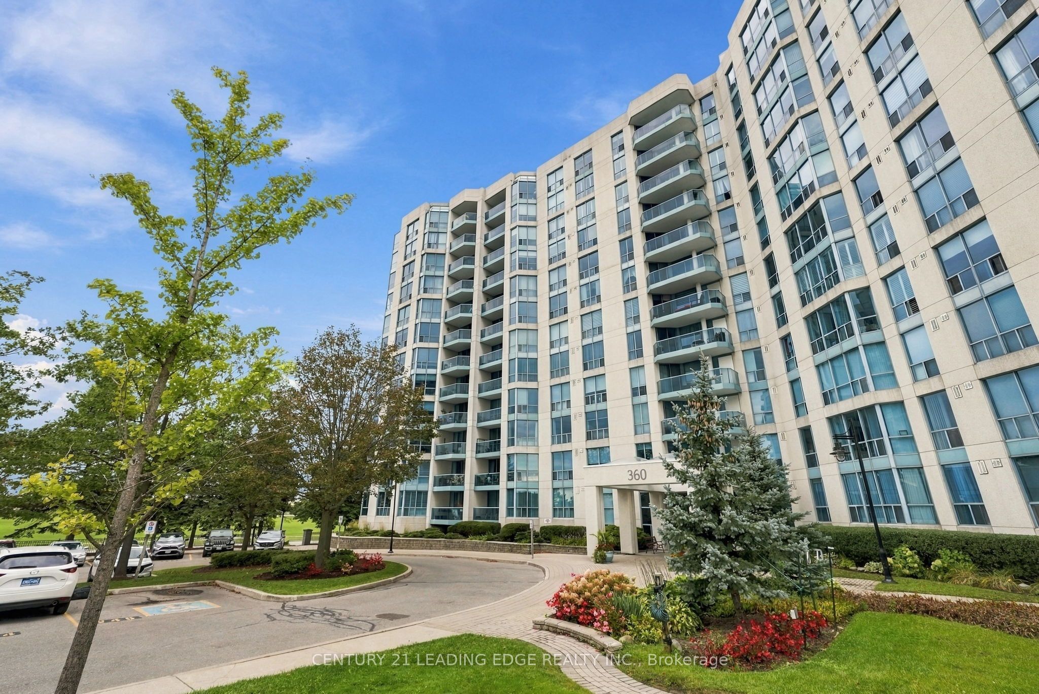 360 Watson Street W 611 Property Photo 8