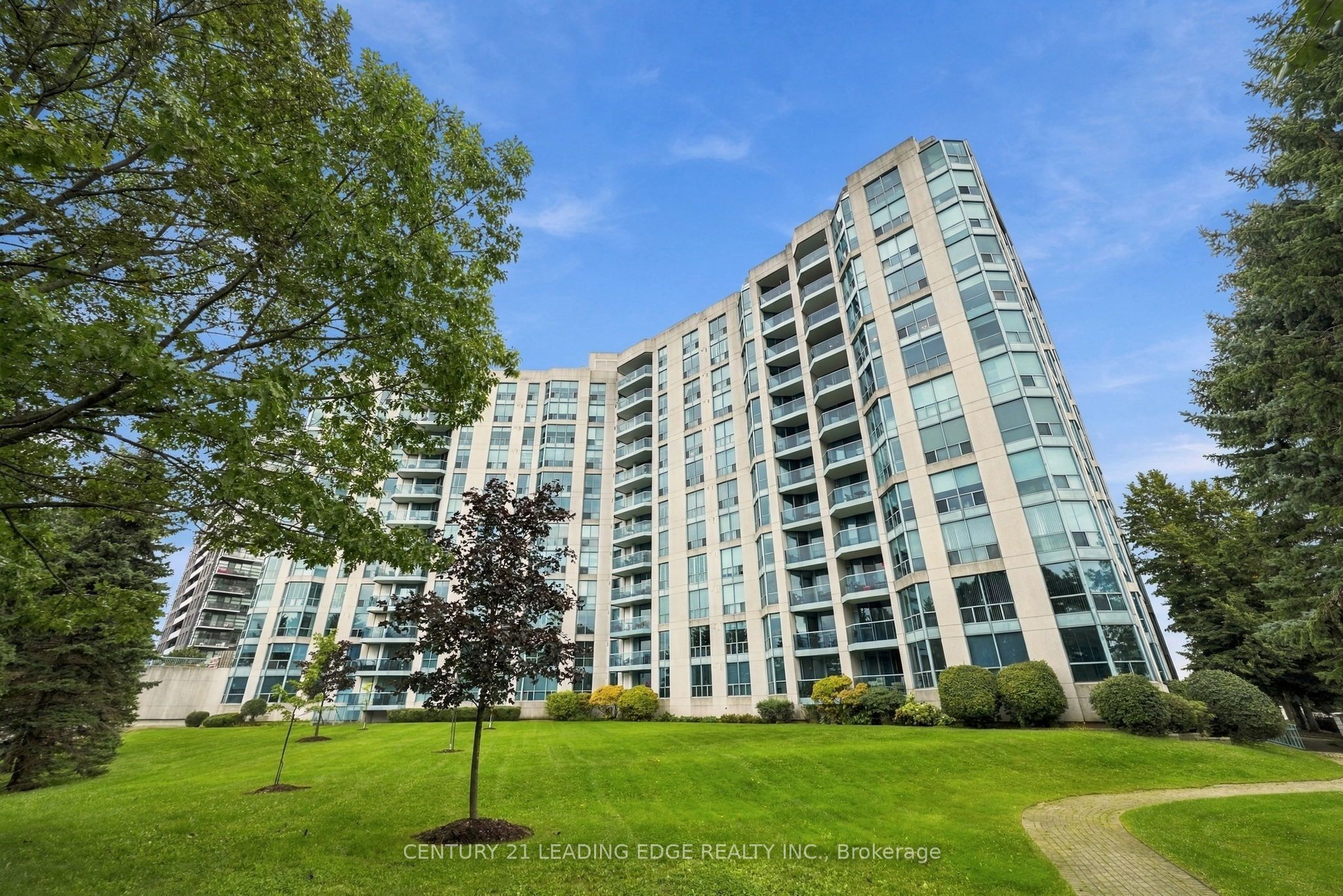 360 Watson Street W 611 Property Photo 10