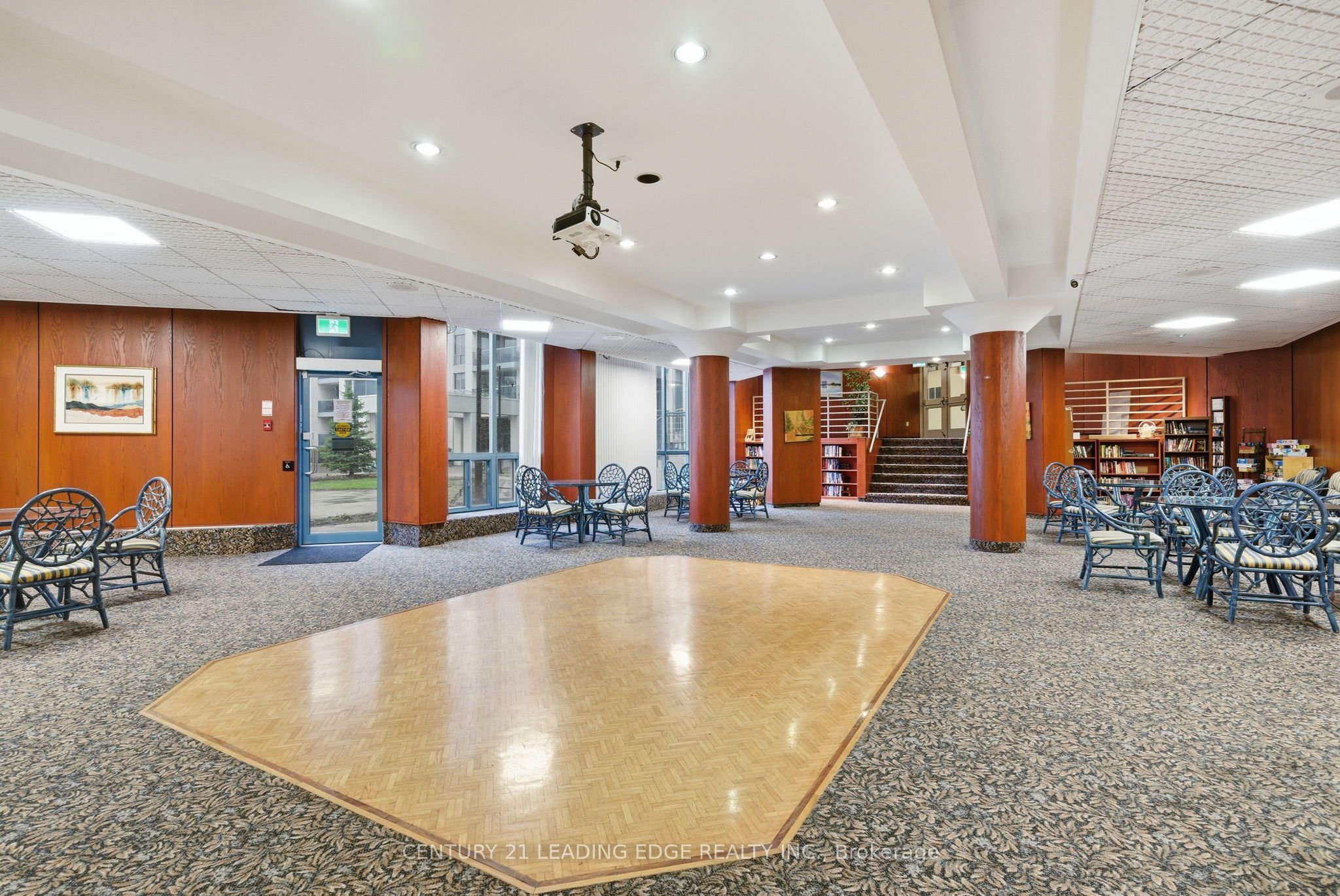360 Watson Street W 611 Property Photo 40