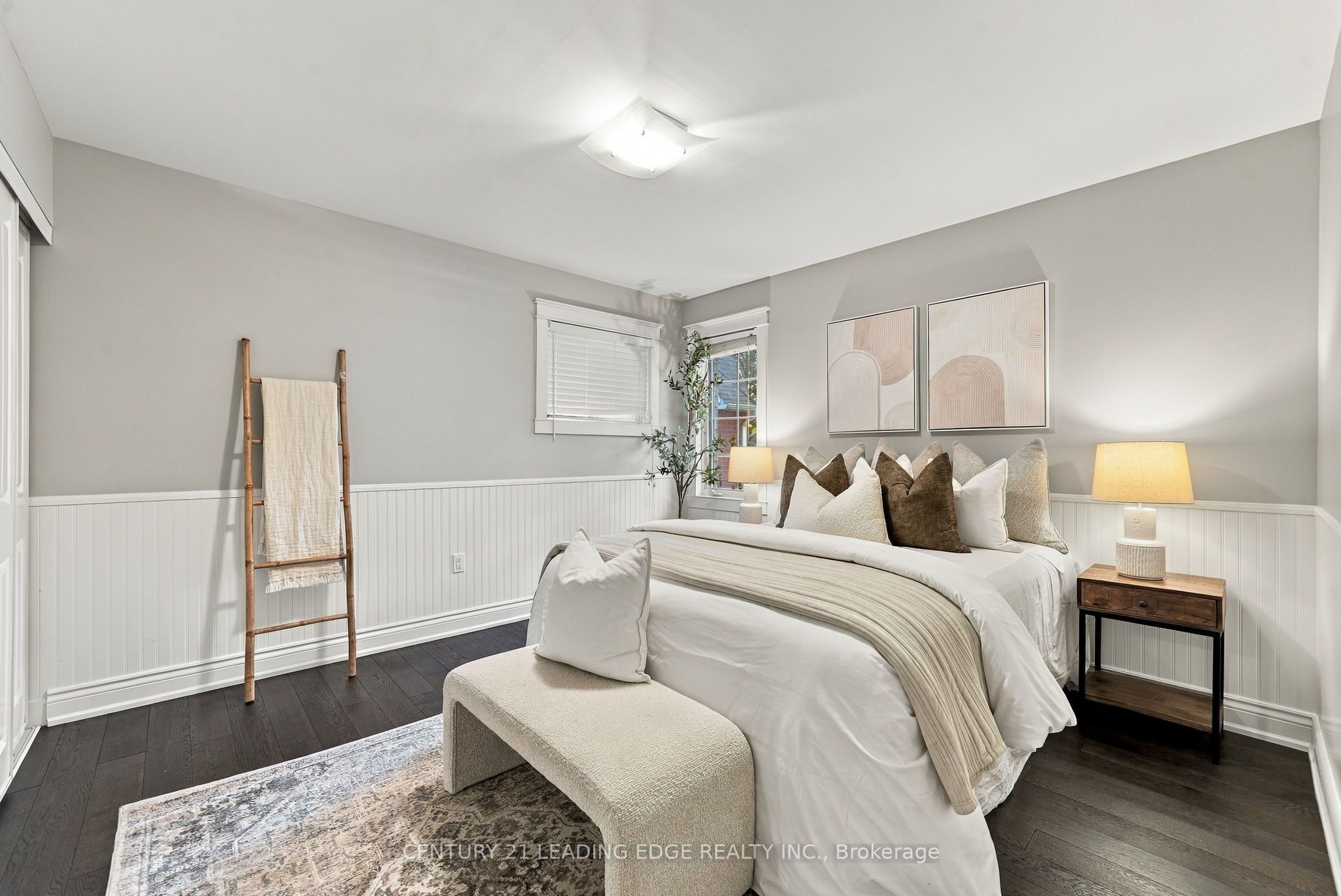1629 Valley Ridge Crescent Property Photo 25