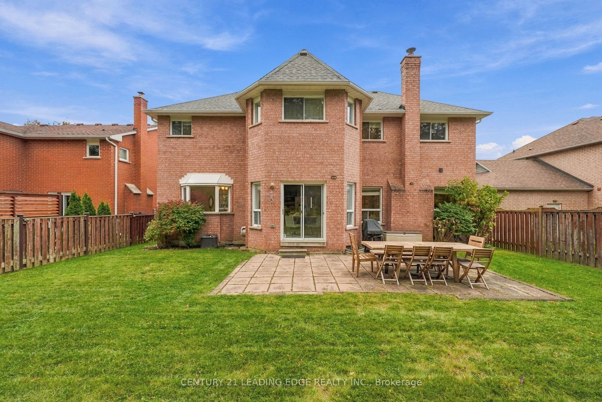 1629 Valley Ridge Crescent Property Photo 46