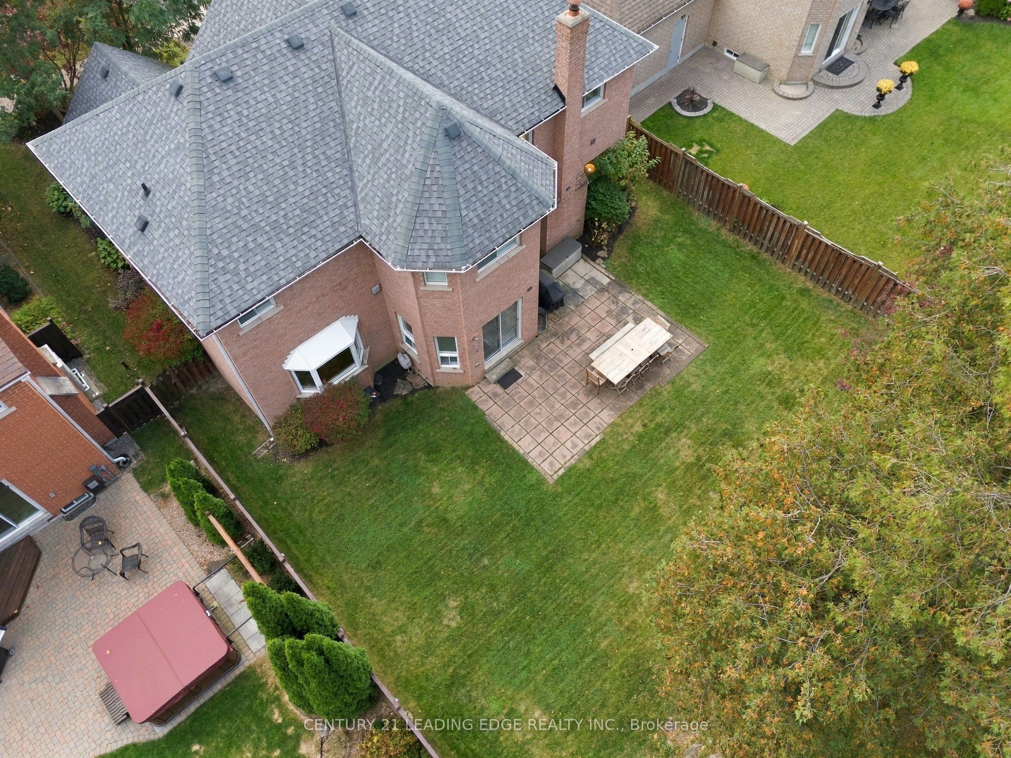 1629 Valley Ridge Crescent Property Photo 49