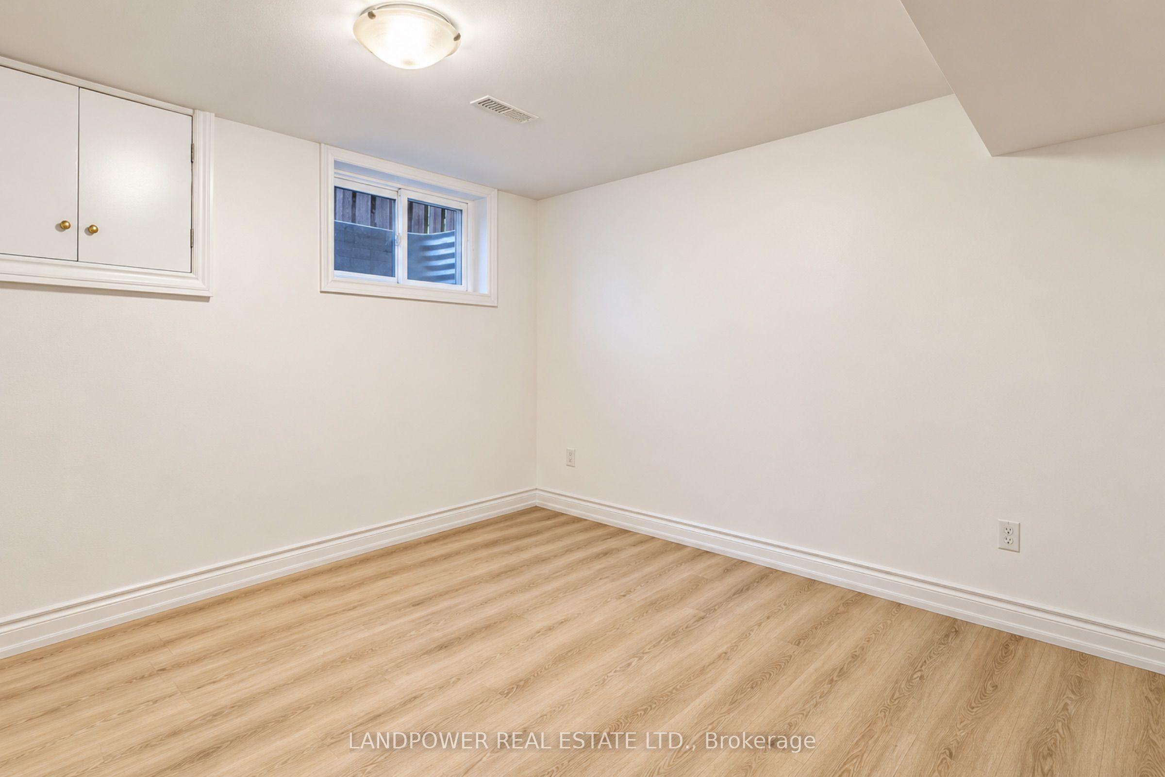5 Kellen Street Bsmt Property Photo 10