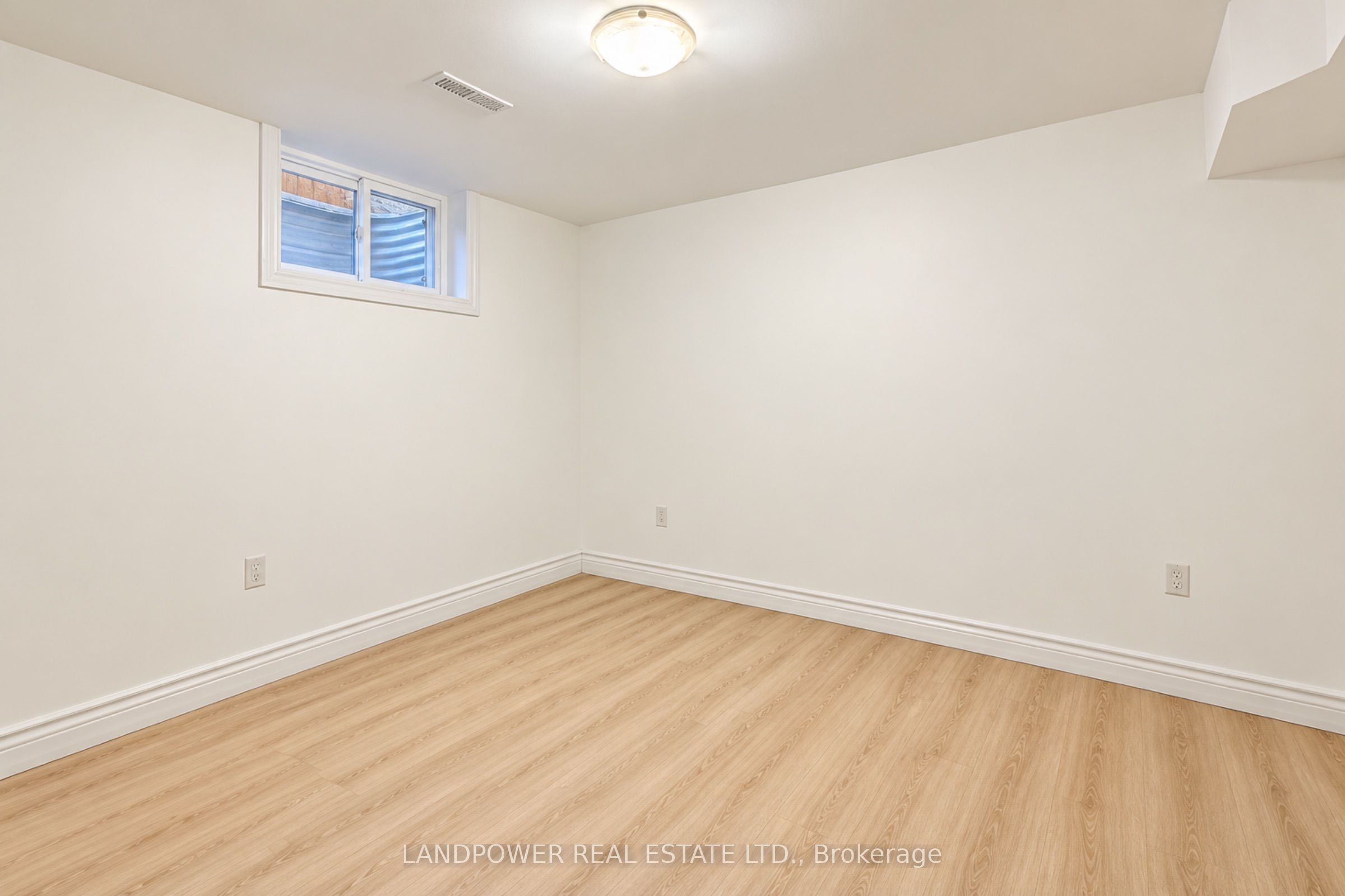 5 Kellen Street Bsmt Property Photo 12