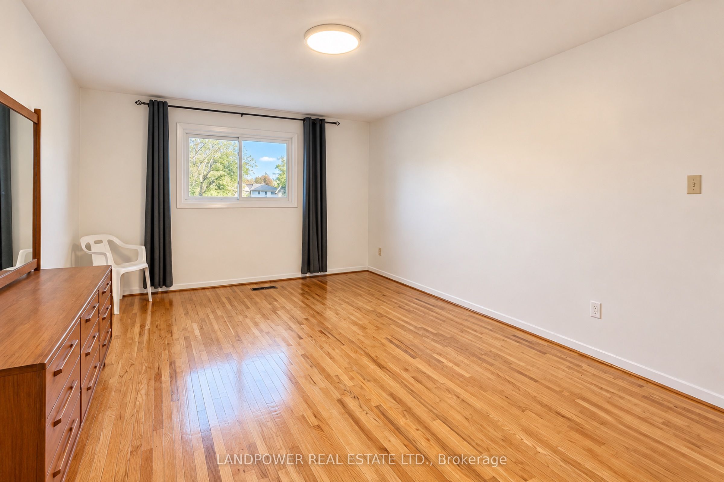 5 Kellen Street Property Photo 26