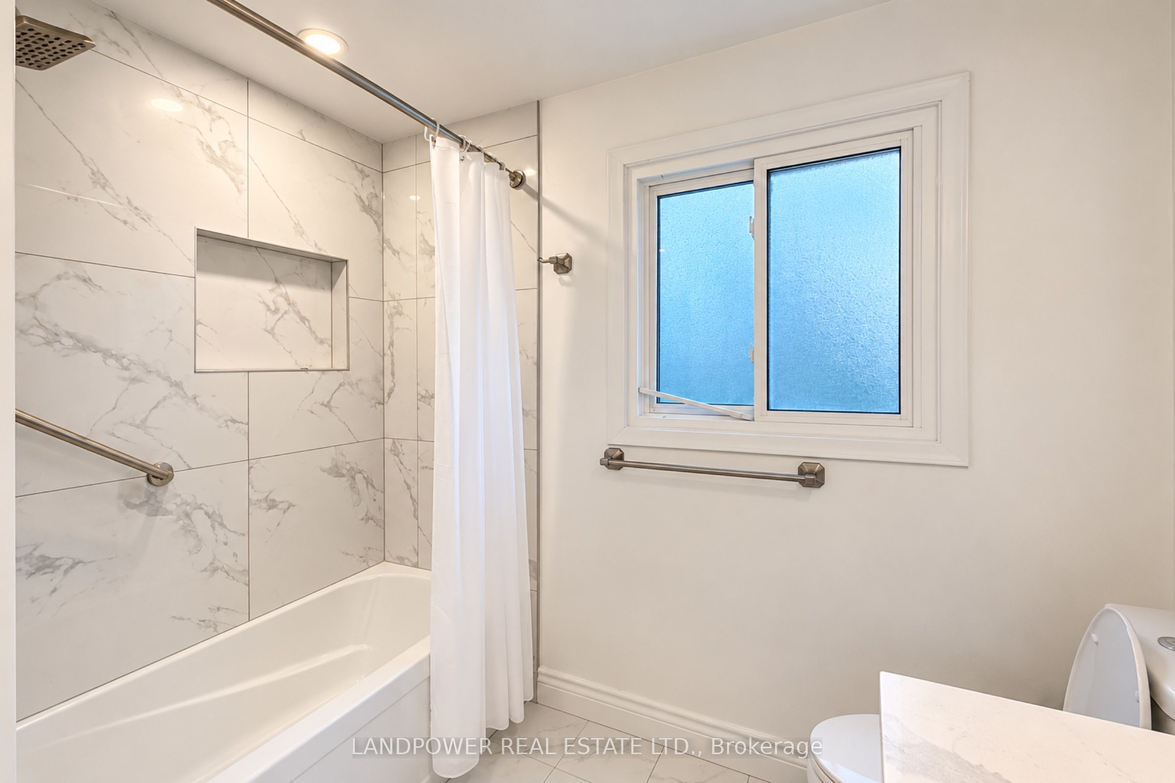 5 Kellen Street Property Photo 36