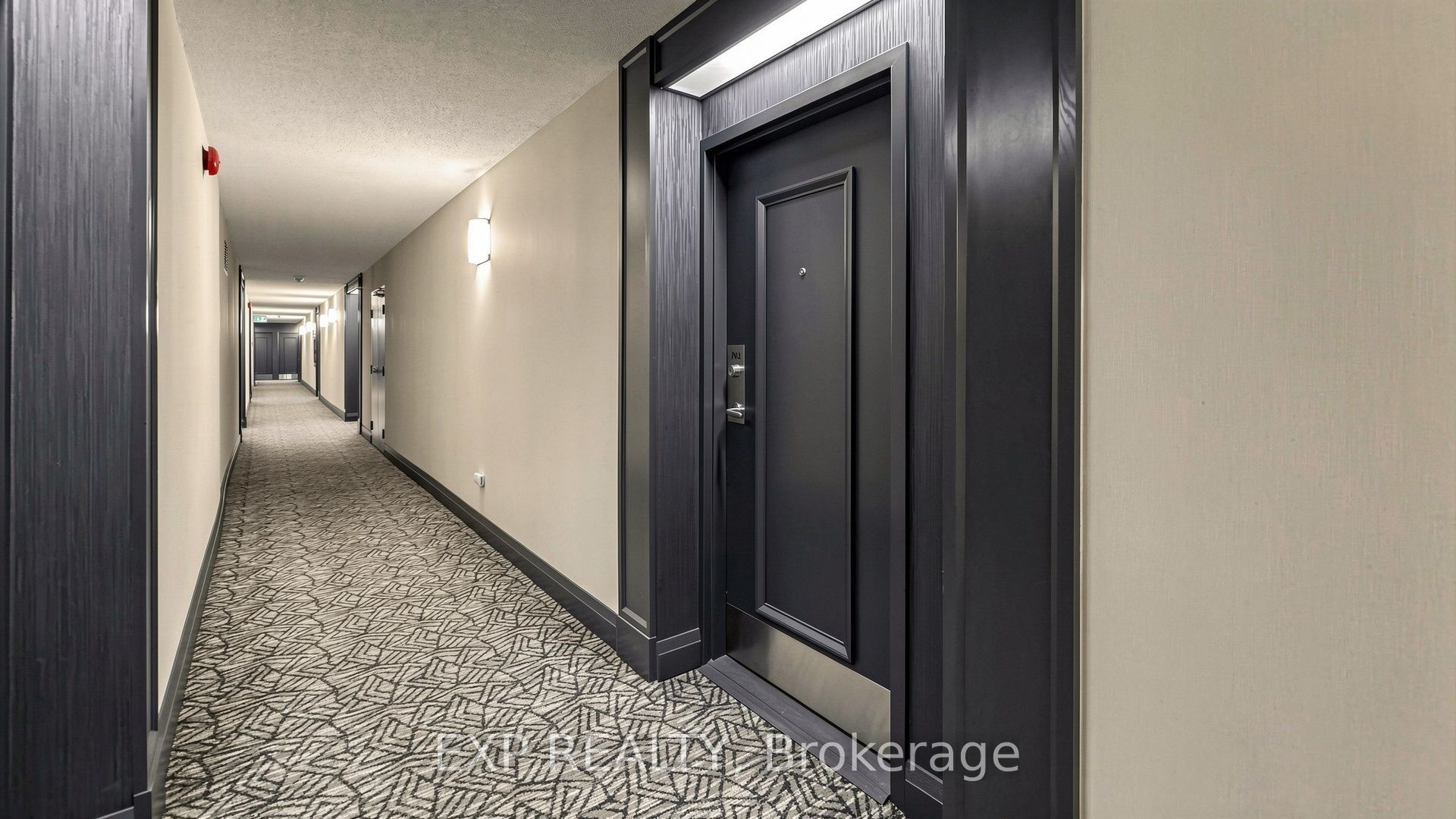 1655 Pickering Parkway 703 Property Photo 3