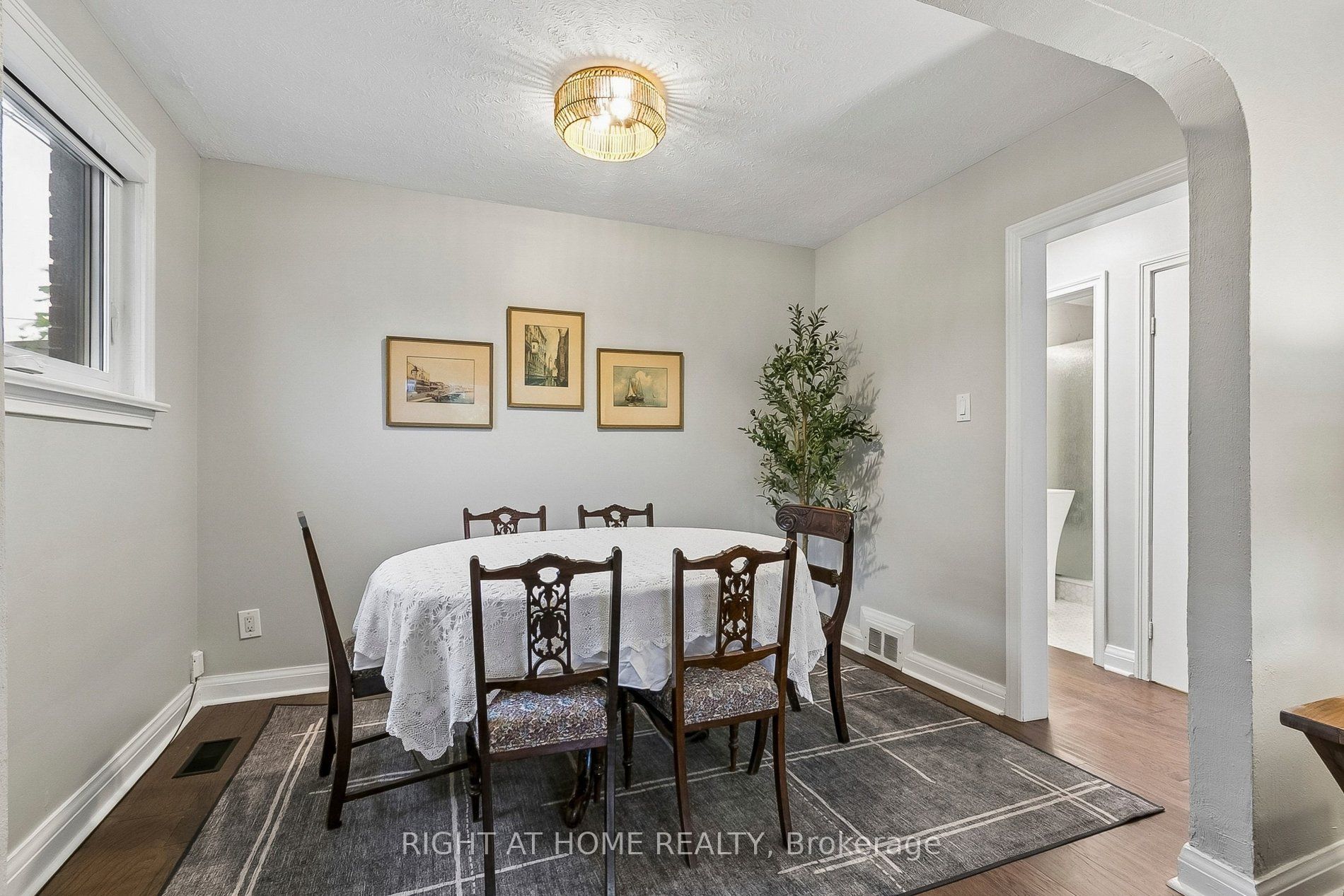 19 Flempton Crescent Property Photo 9