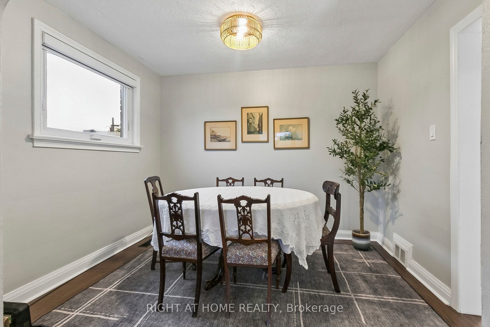 19 Flempton Crescent Property Photo 10