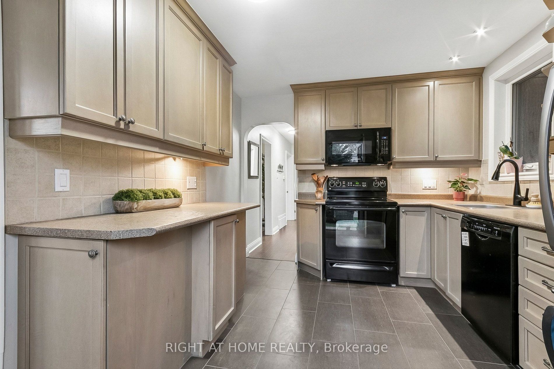 19 Flempton Crescent Property Photo 14
