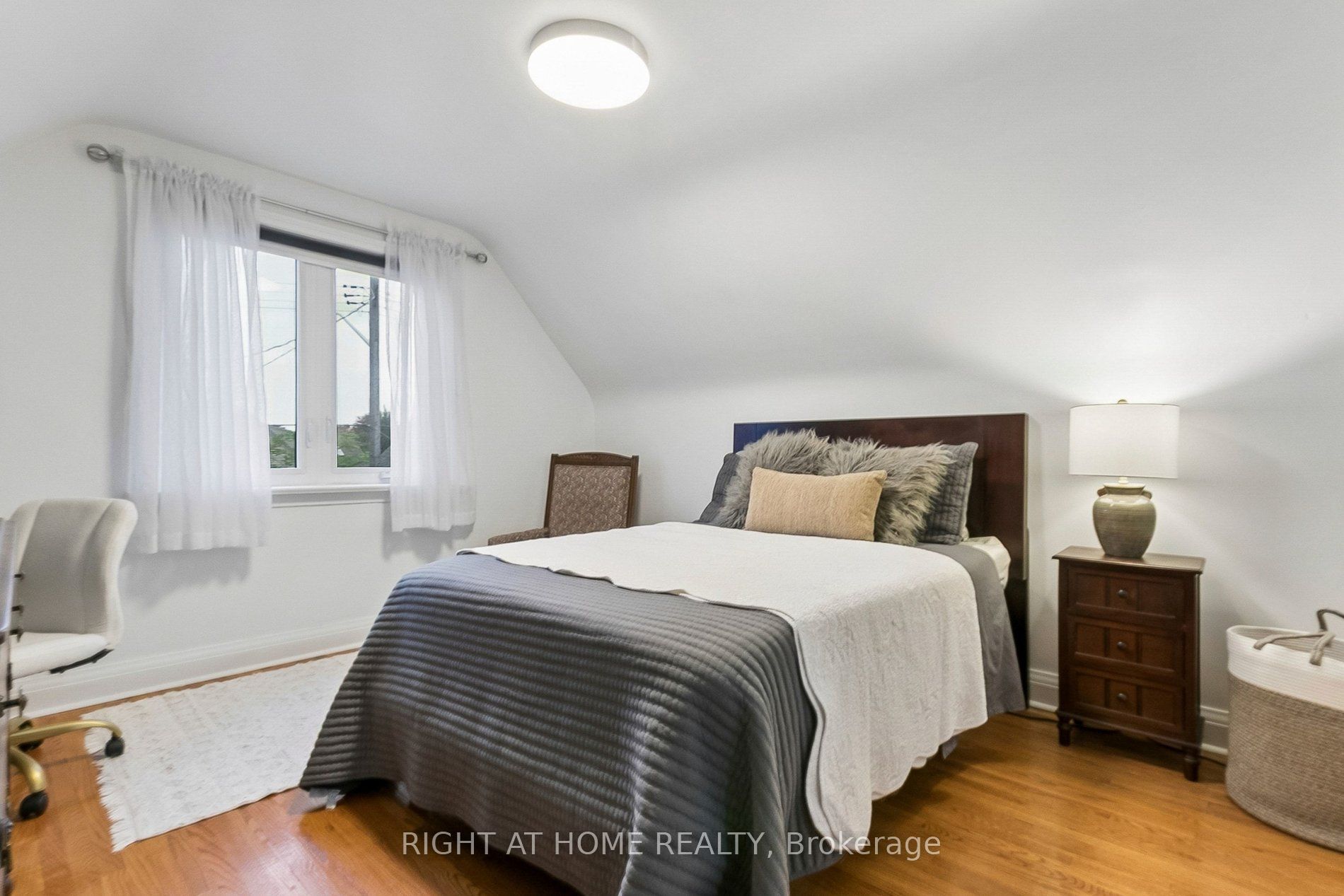 19 Flempton Crescent Property Photo 20