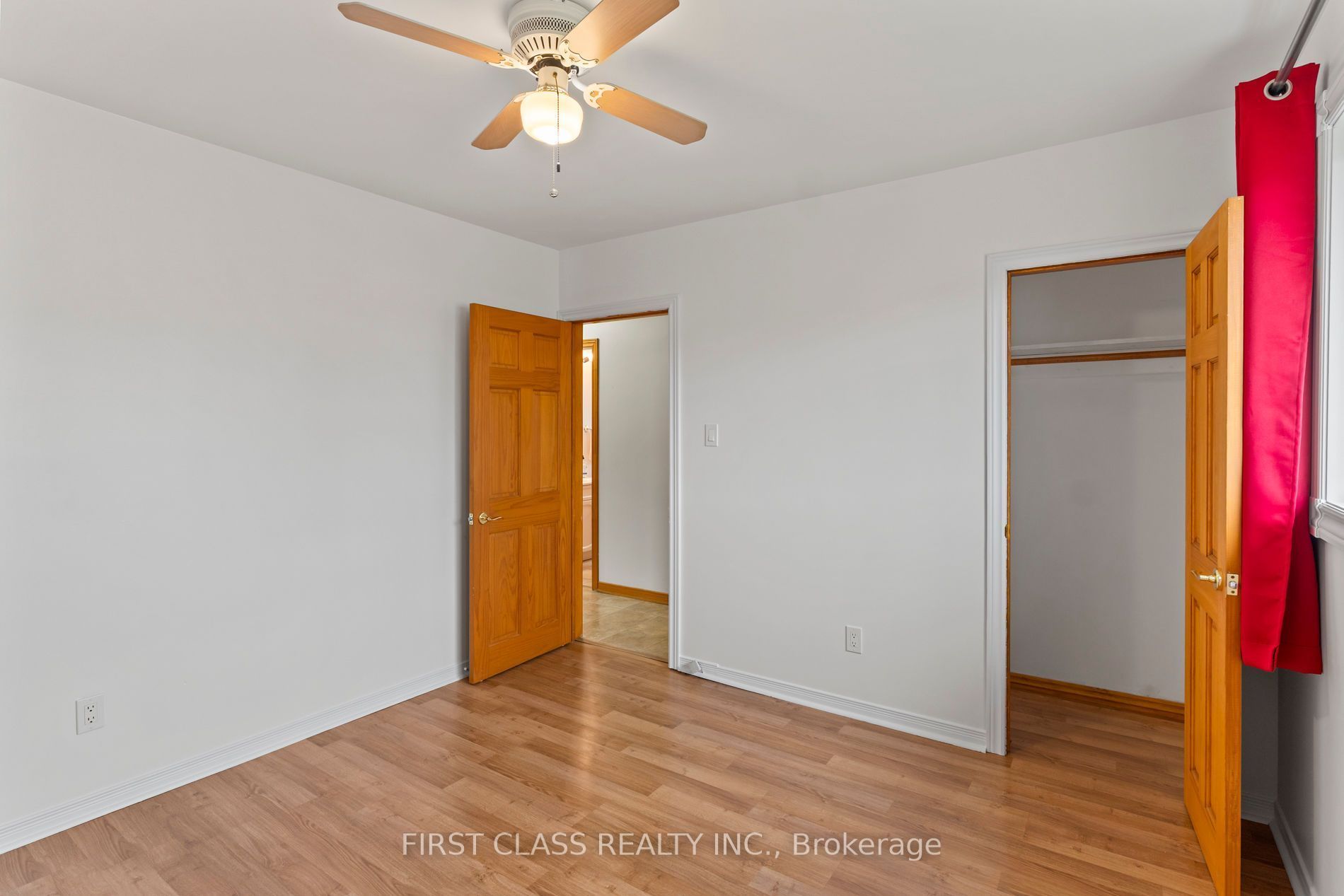 284 Jackson Avenue Property Photo 16