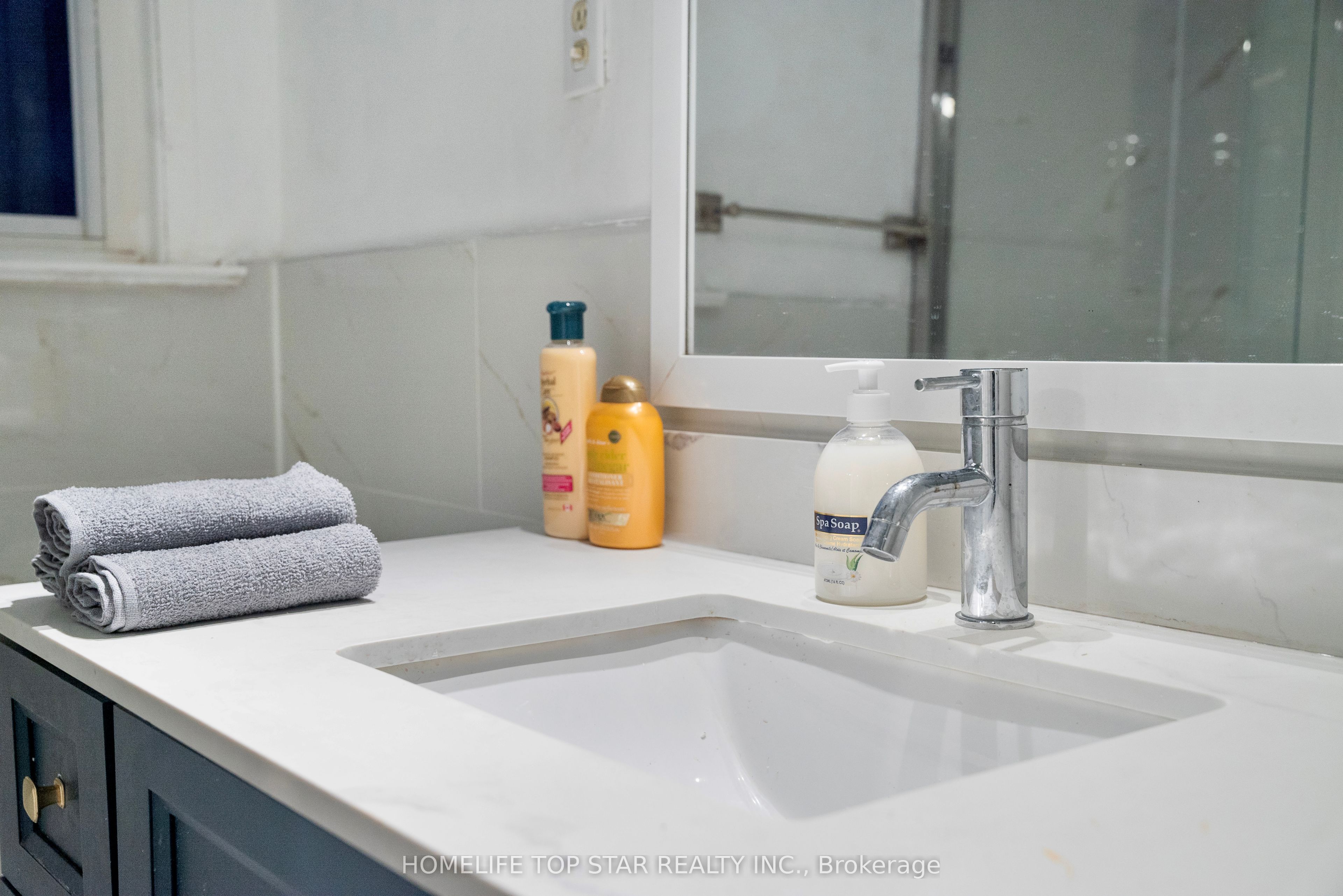 19 Treverton Drive Property Photo 6