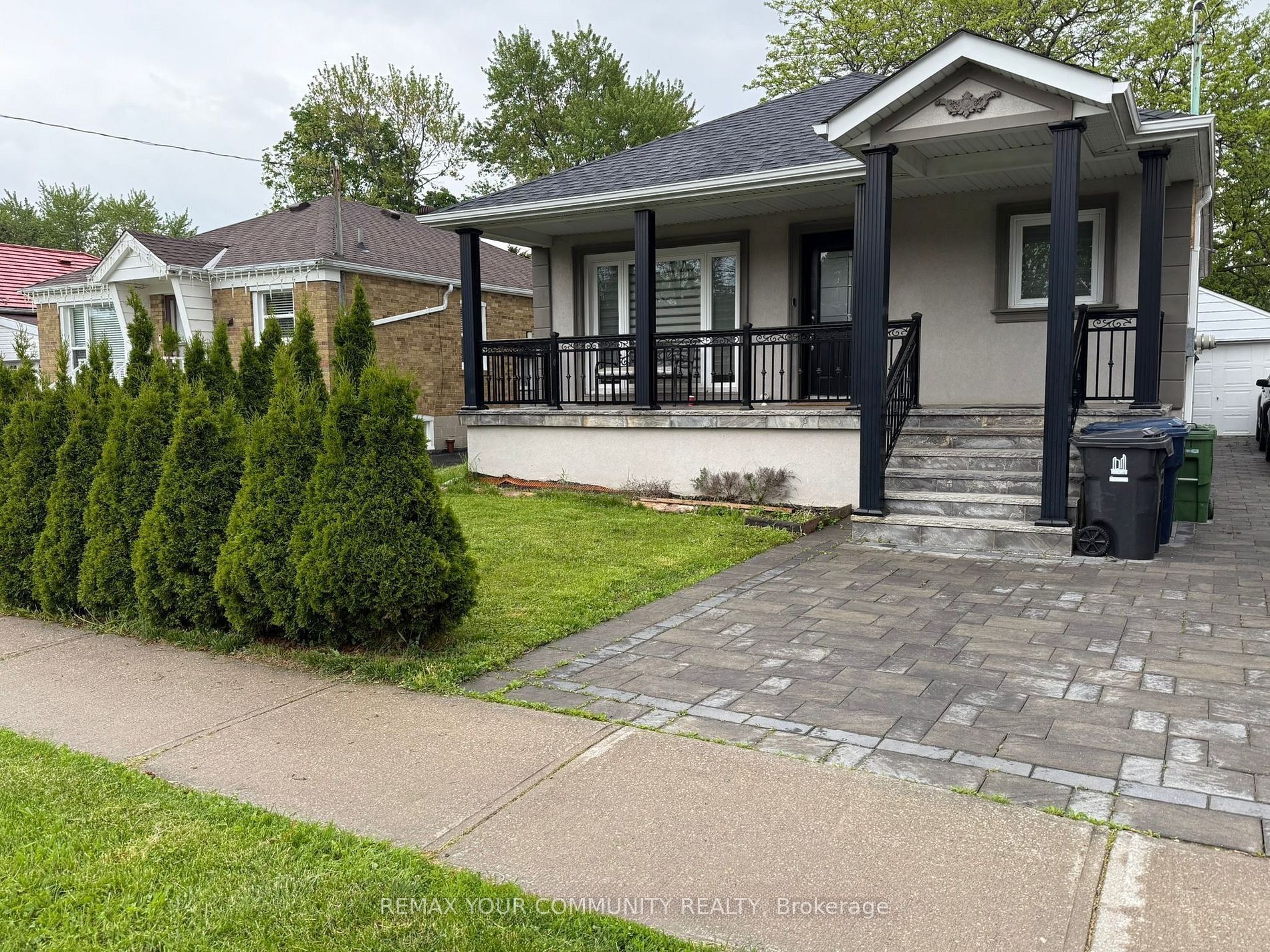 100 Ellington Drive Lower Property Photo 1
