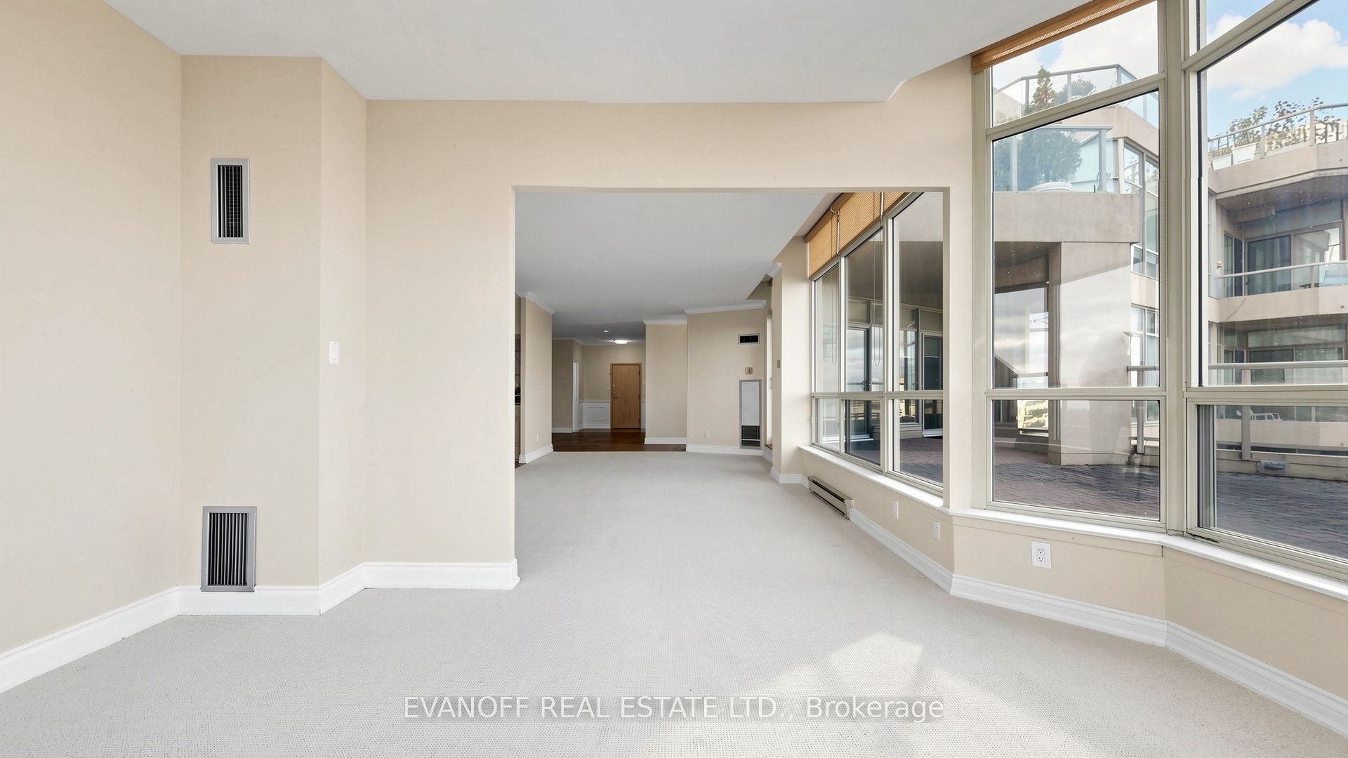 20 Guildwood Parkway 1406 Property Photo 9