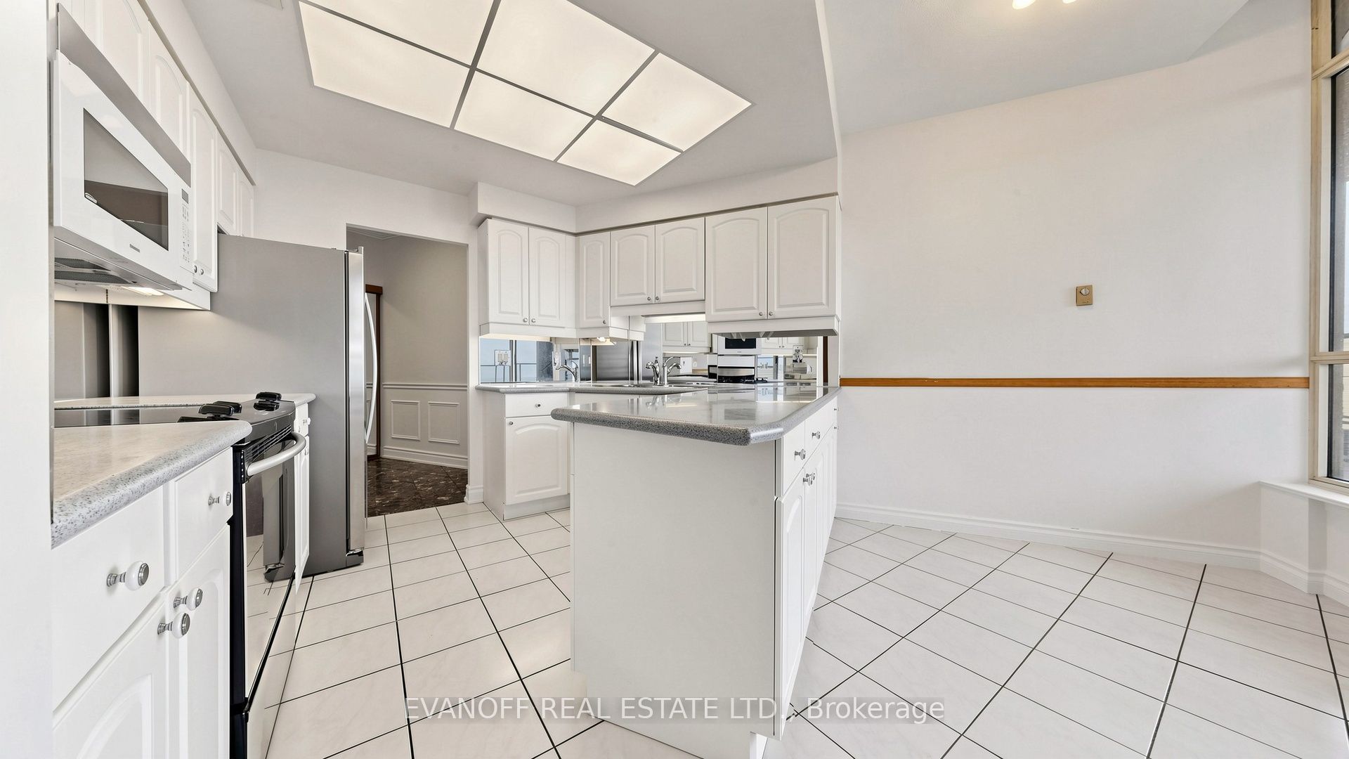 20 Guildwood Parkway 1406 Property Photo 19