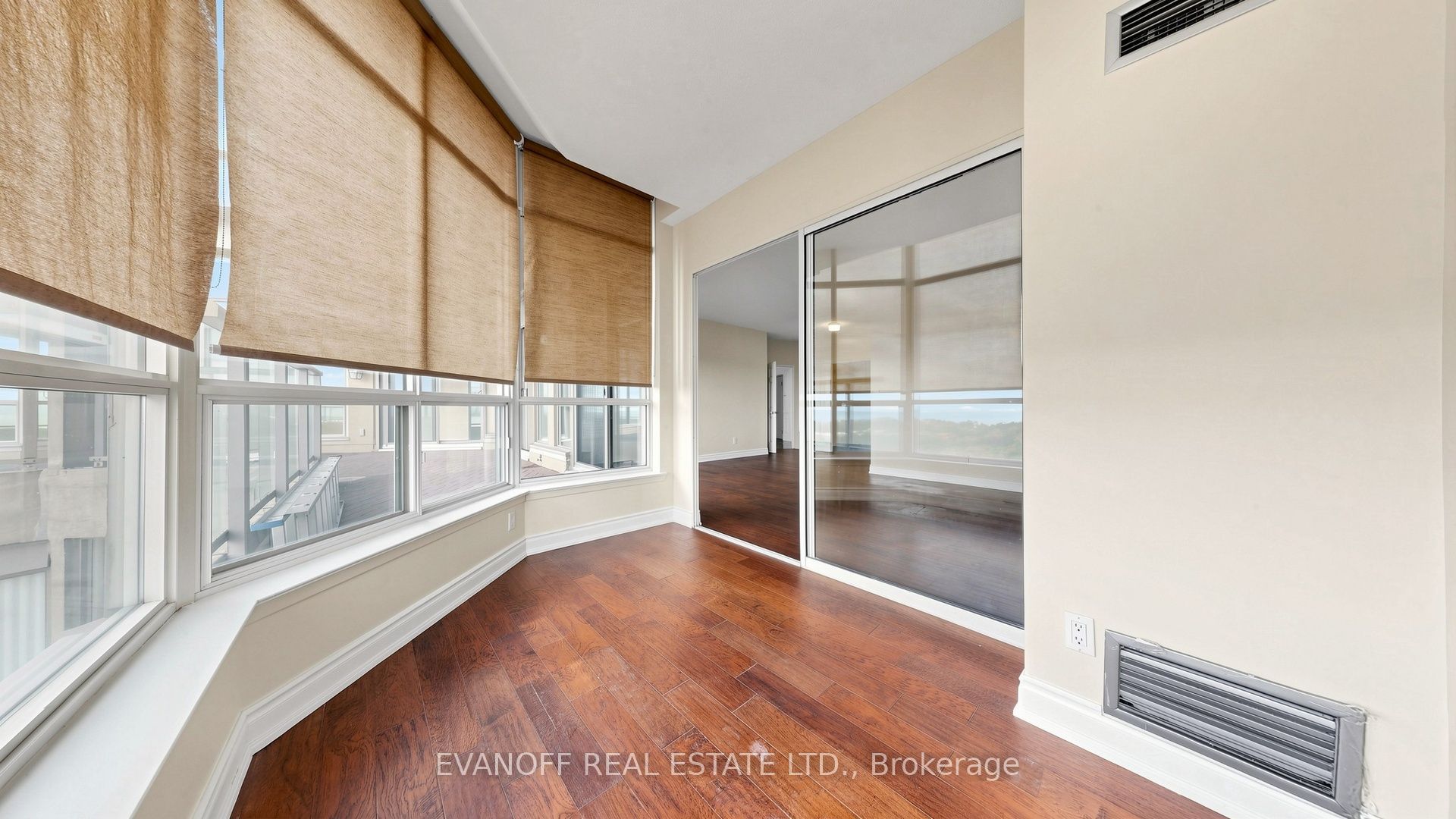 20 Guildwood Parkway 1406 Property Photo 25